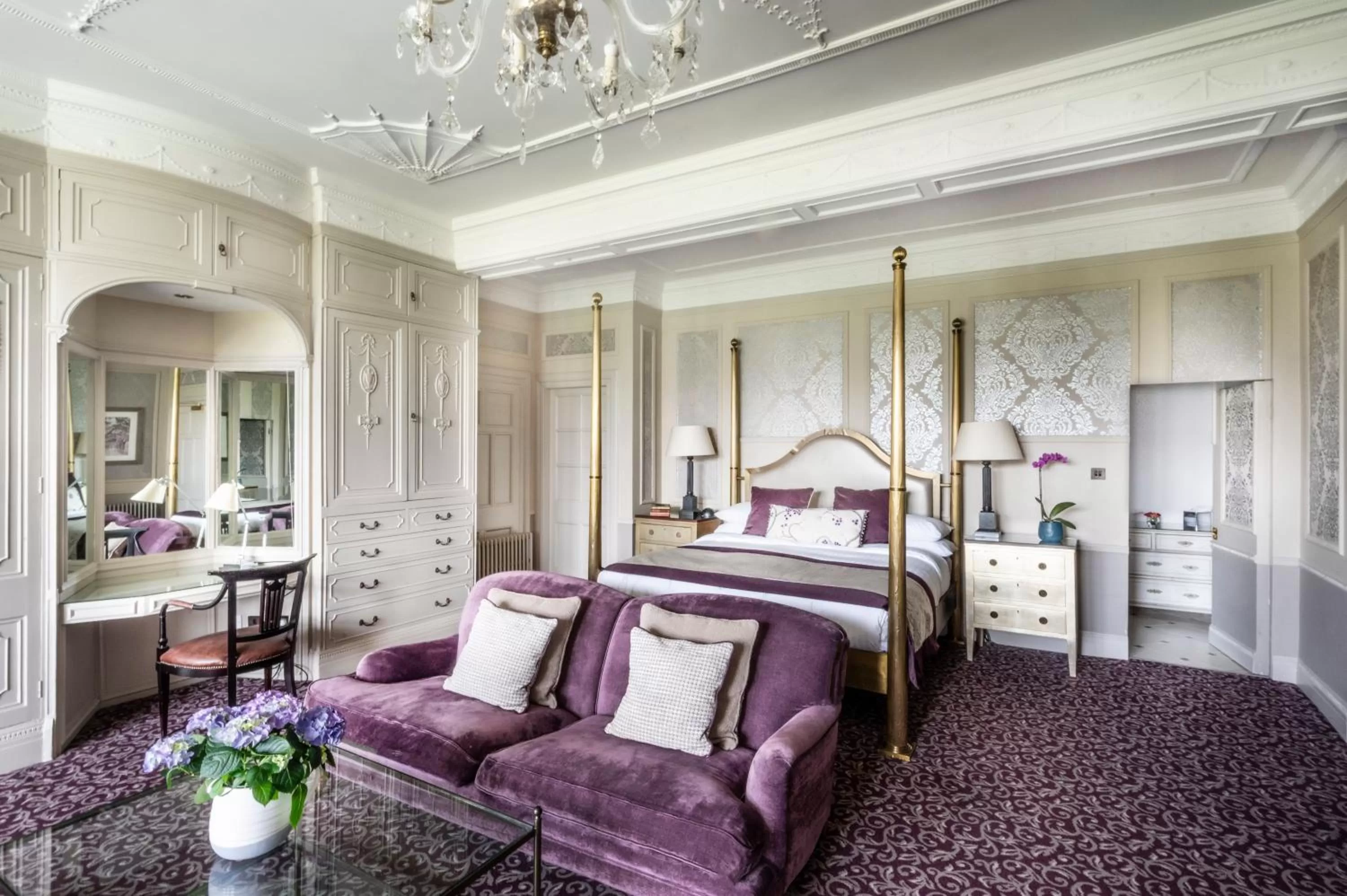 Bedroom, Bed in Woodlands Park Hotel