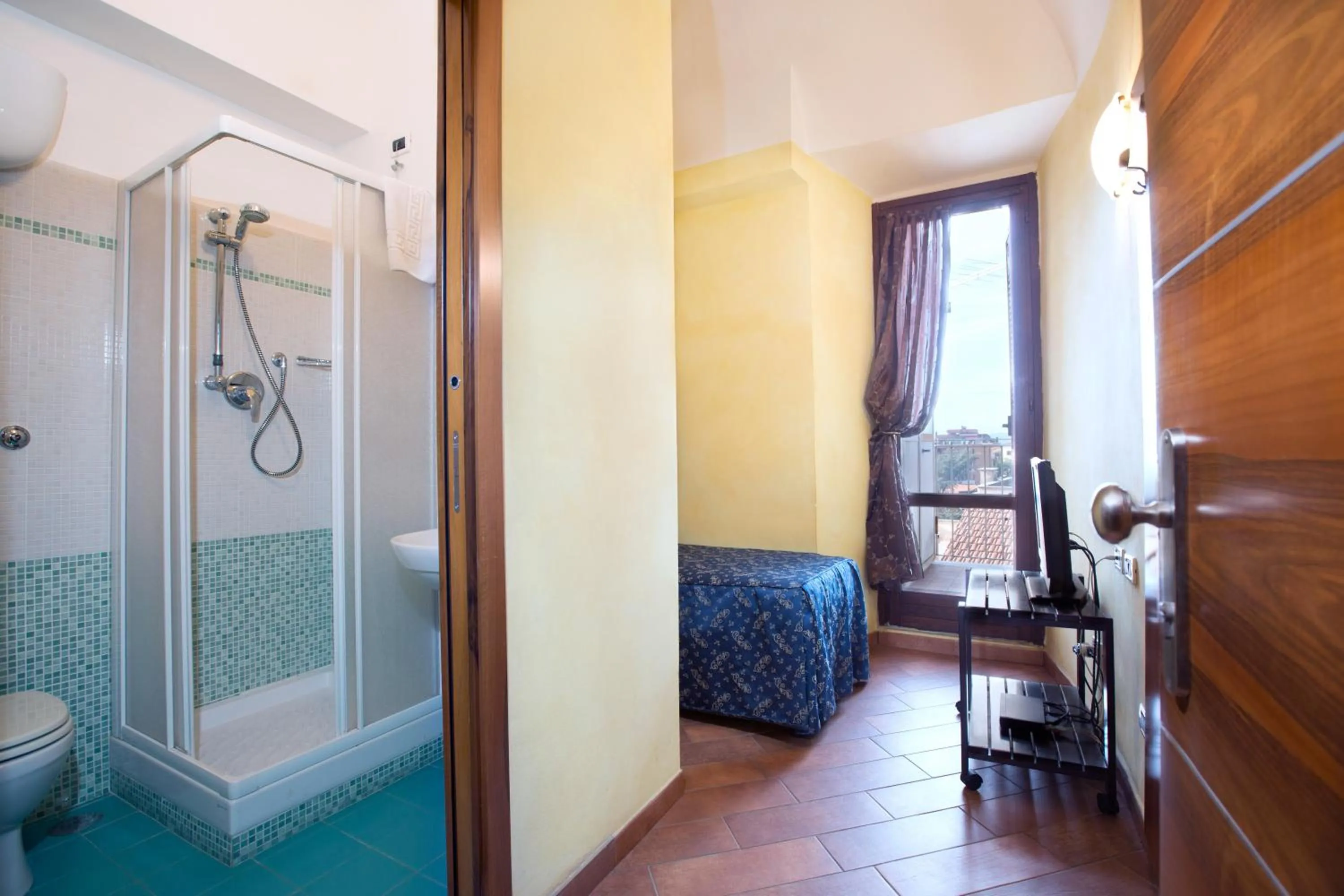 Decorative detail in Albergo Dei Leoni