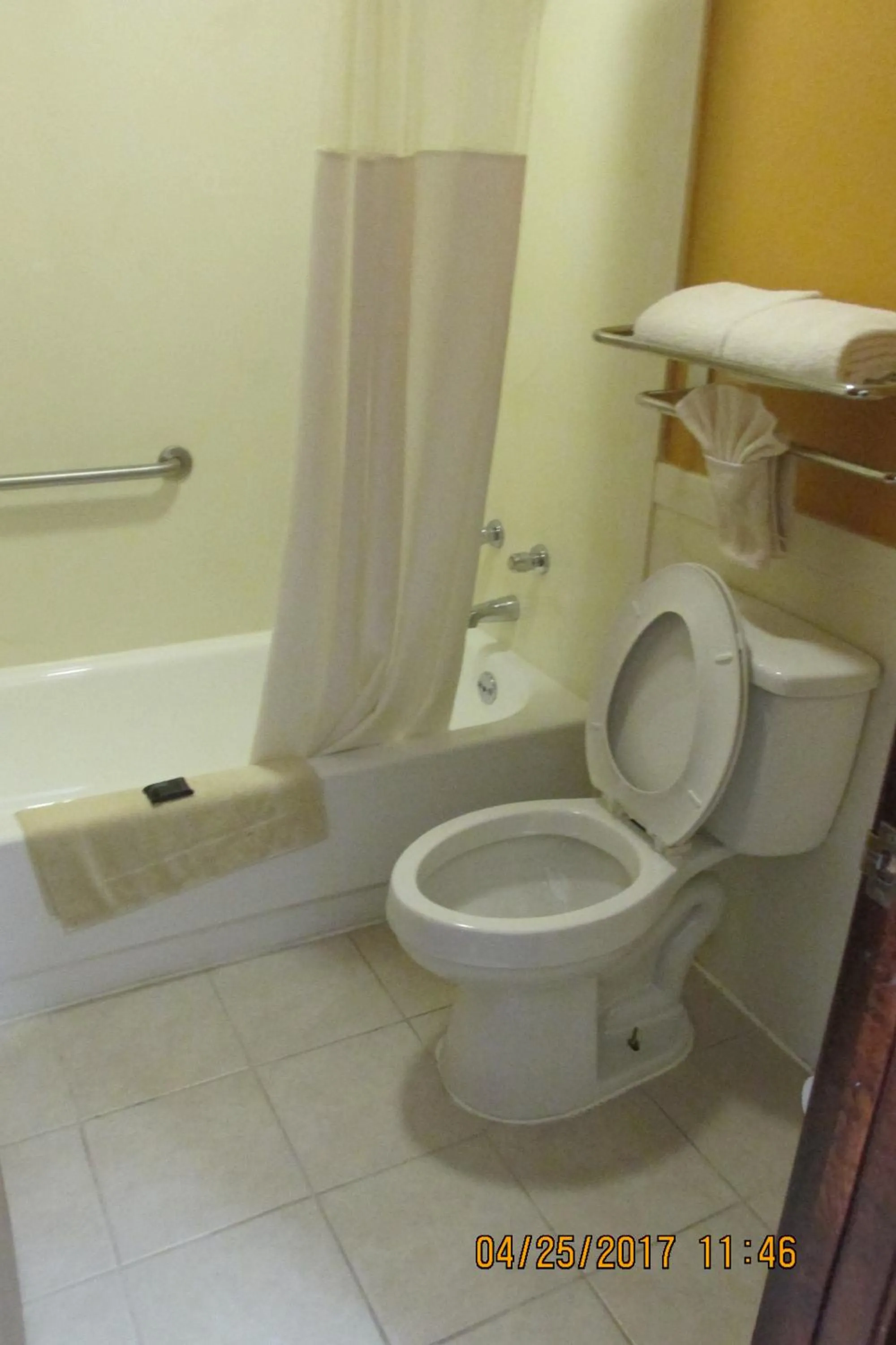 Bathroom in Americas Best Value Inn Byram