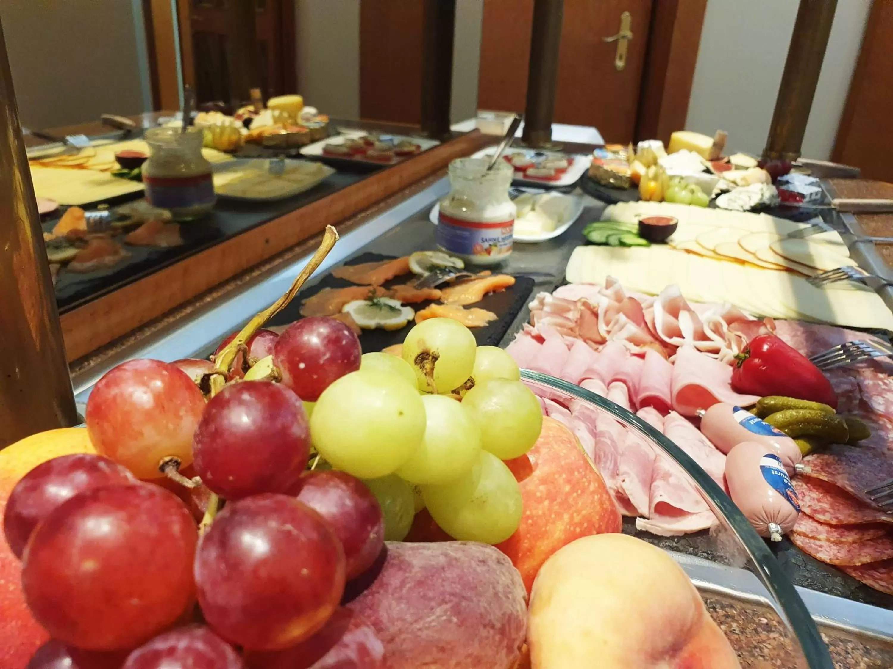 Buffet breakfast in Hotel am Kurpark