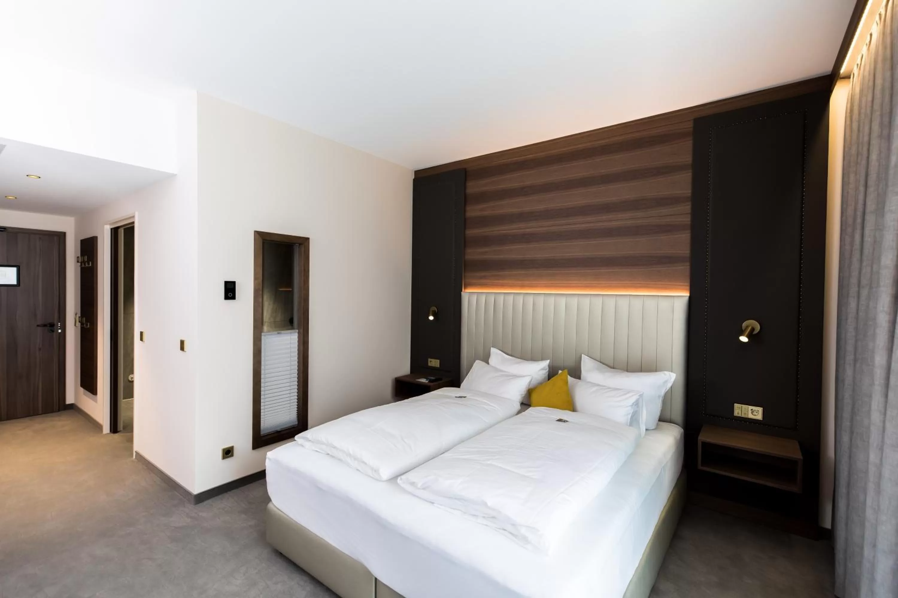 Double Room with Balcony in Hotel Am Schloss Aurich - Schlossresidenz