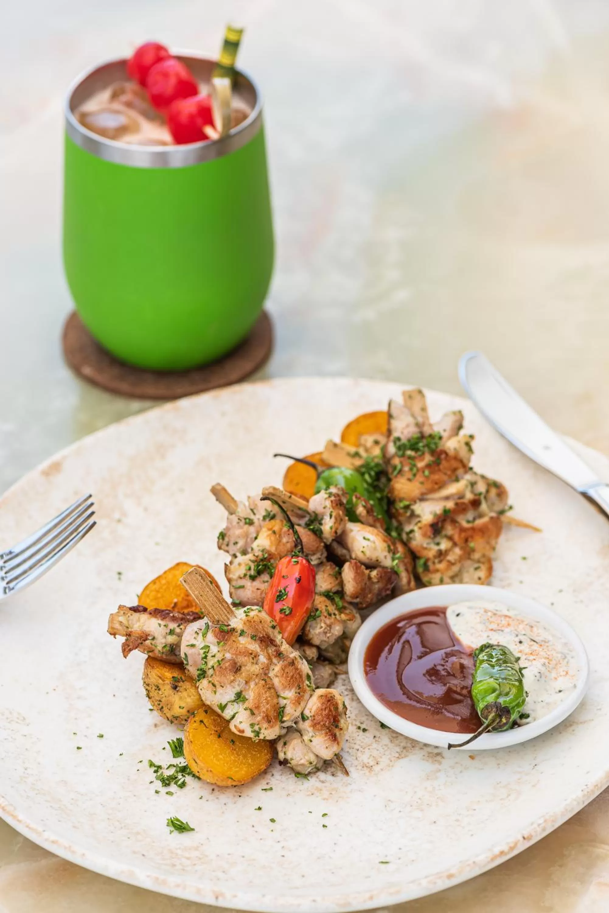 Food and drinks in Townhouse Boutique Hotel