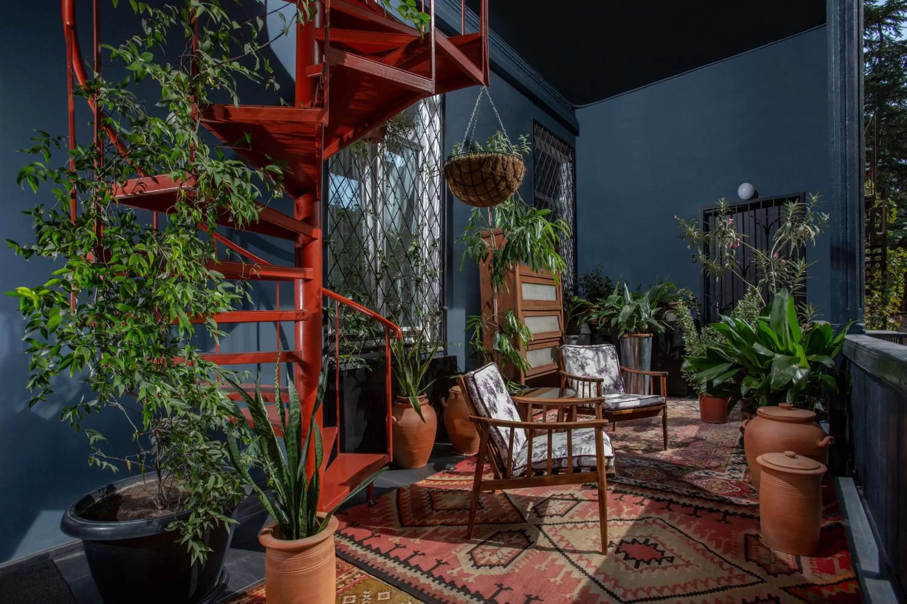 Facade/entrance in Communal Hotel Sololaki