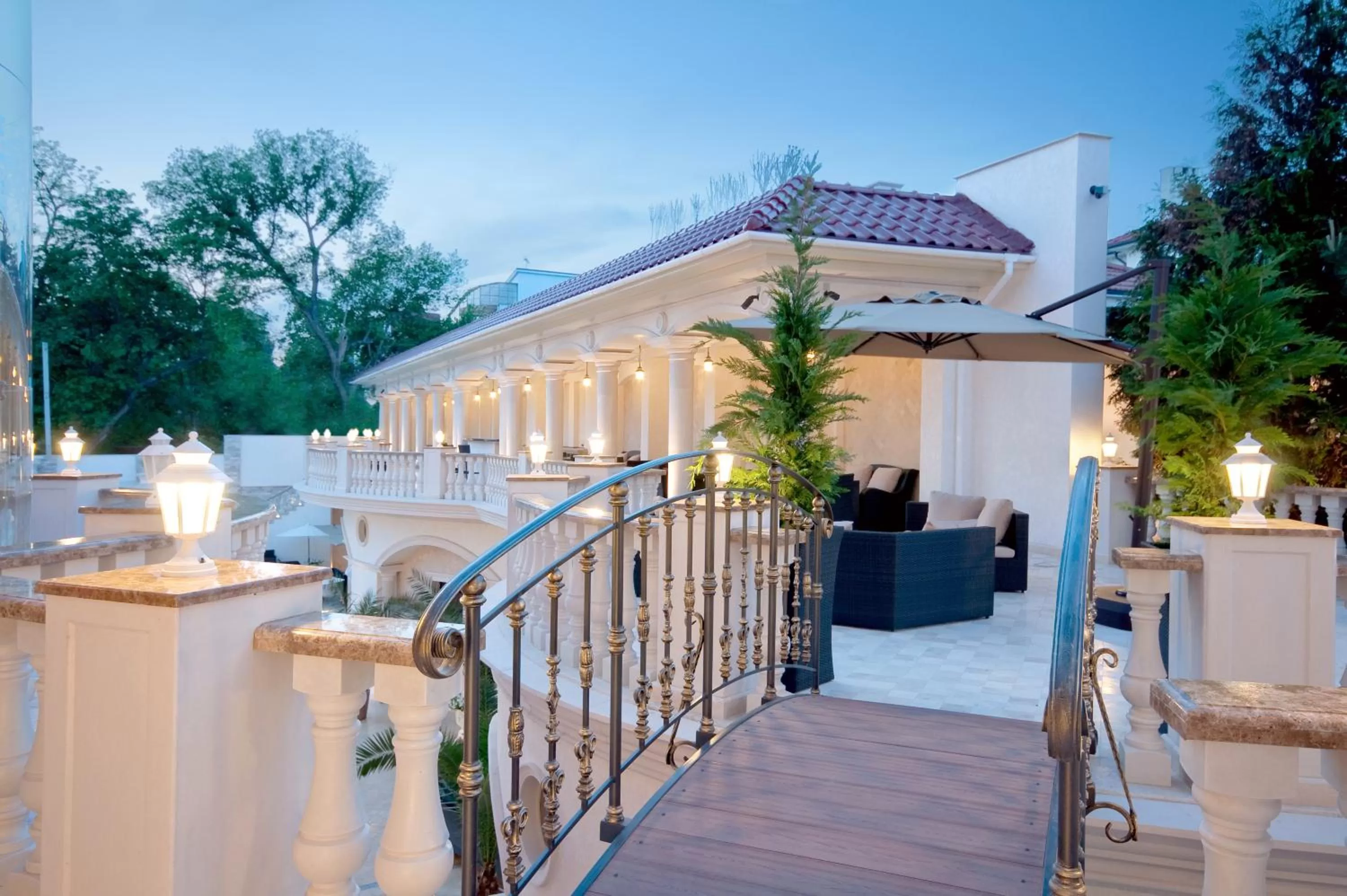 Banquet/Function facilities in Villa Le Premier - Maestro