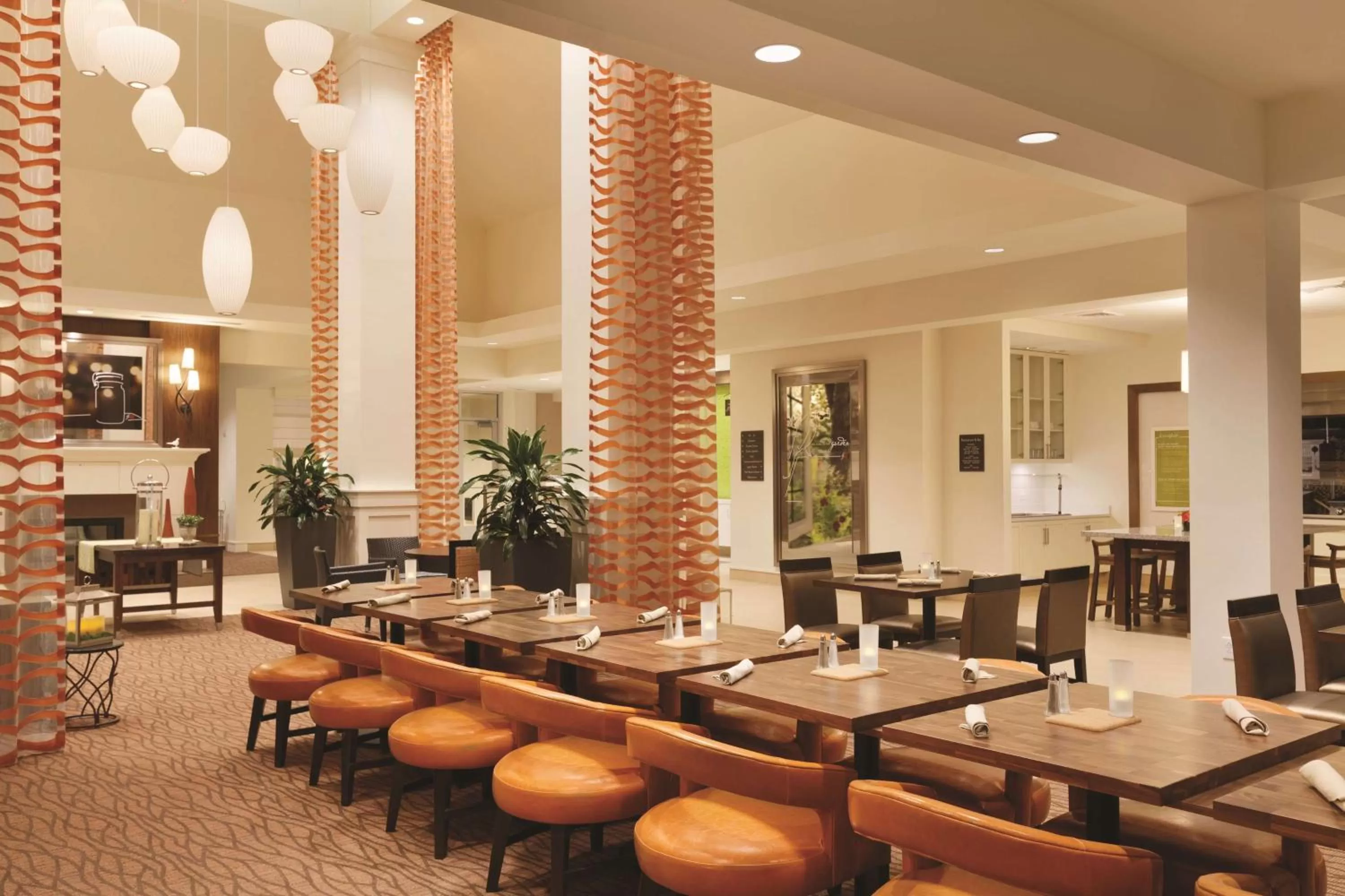 Restaurant/places to eat in Hilton Garden Inn Boston Logan Airport
