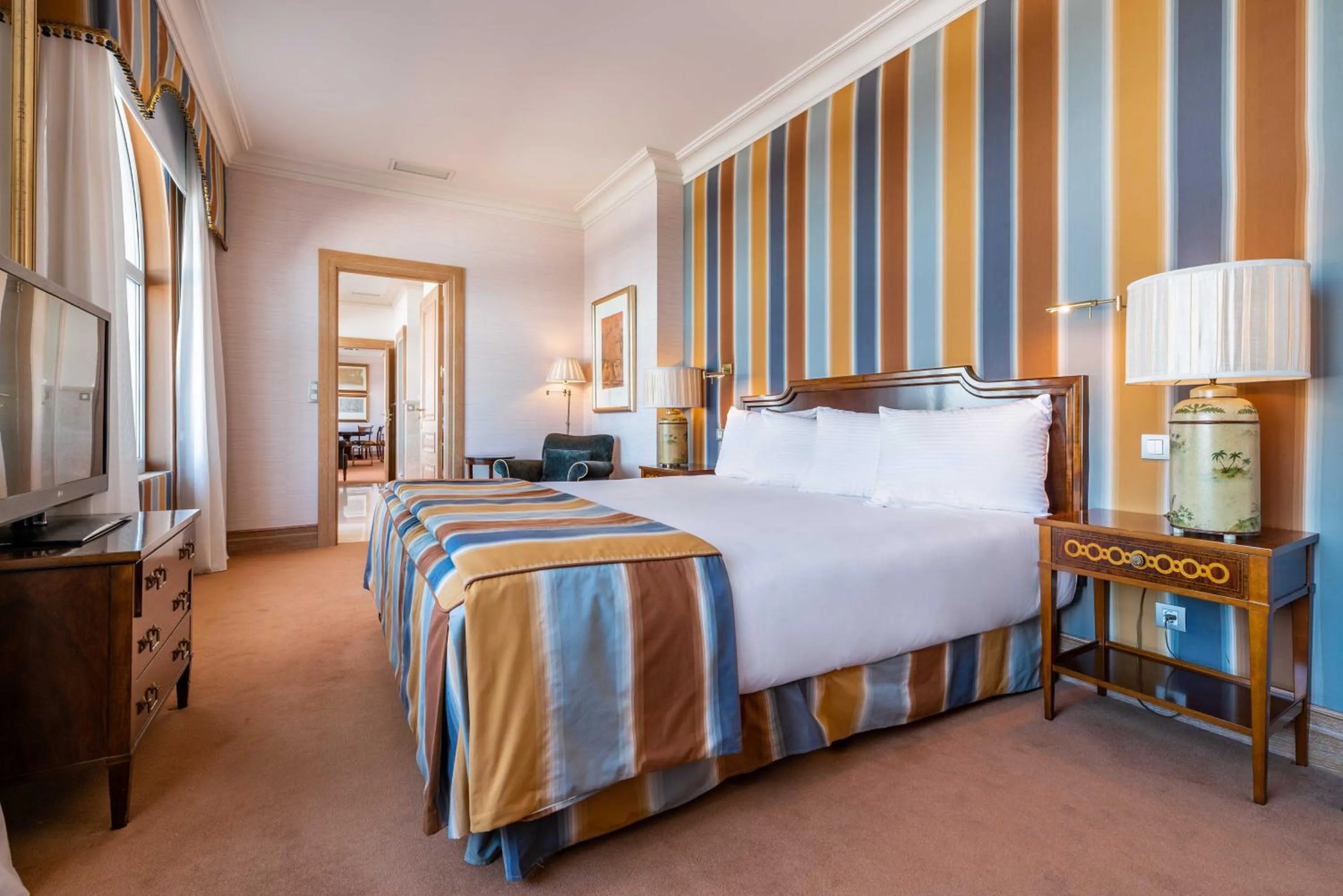 Photo of the whole room, Bed in Eurostars Gran Hotel La Toja