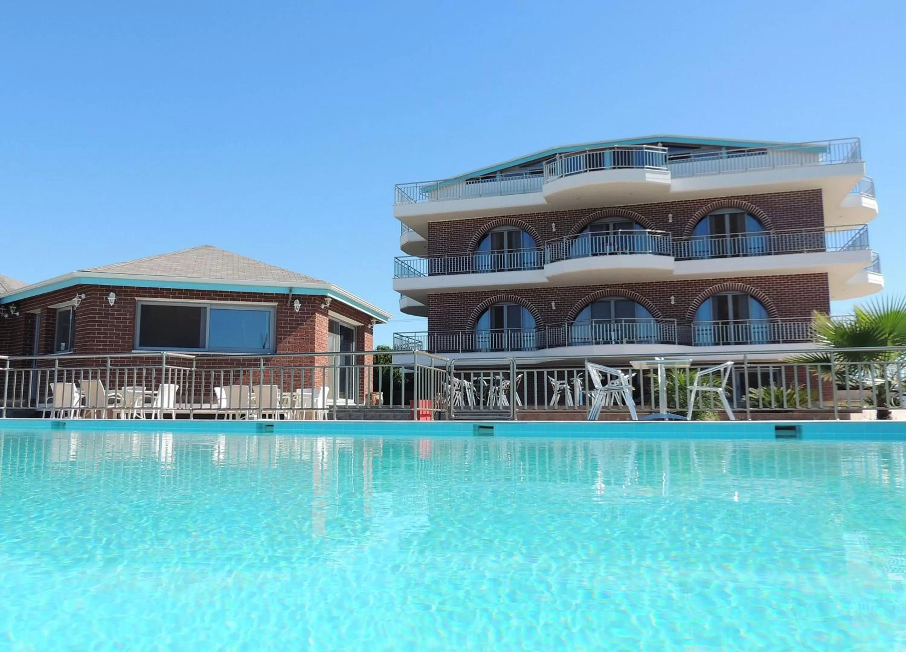 Nightclub / DJ in Ionion Star Hotel