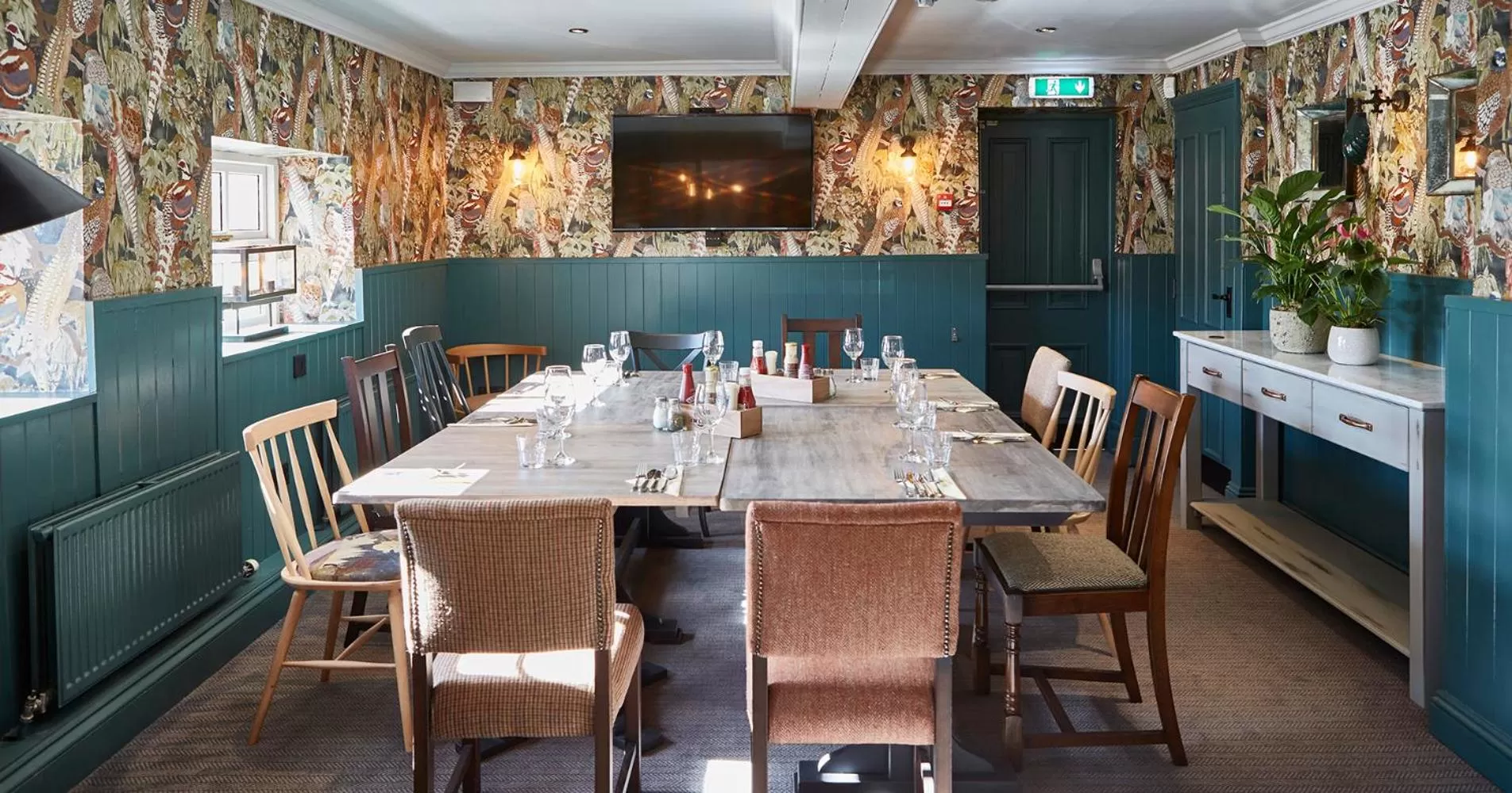 Restaurant/places to eat in The Bluebird Inn at Samlesbury