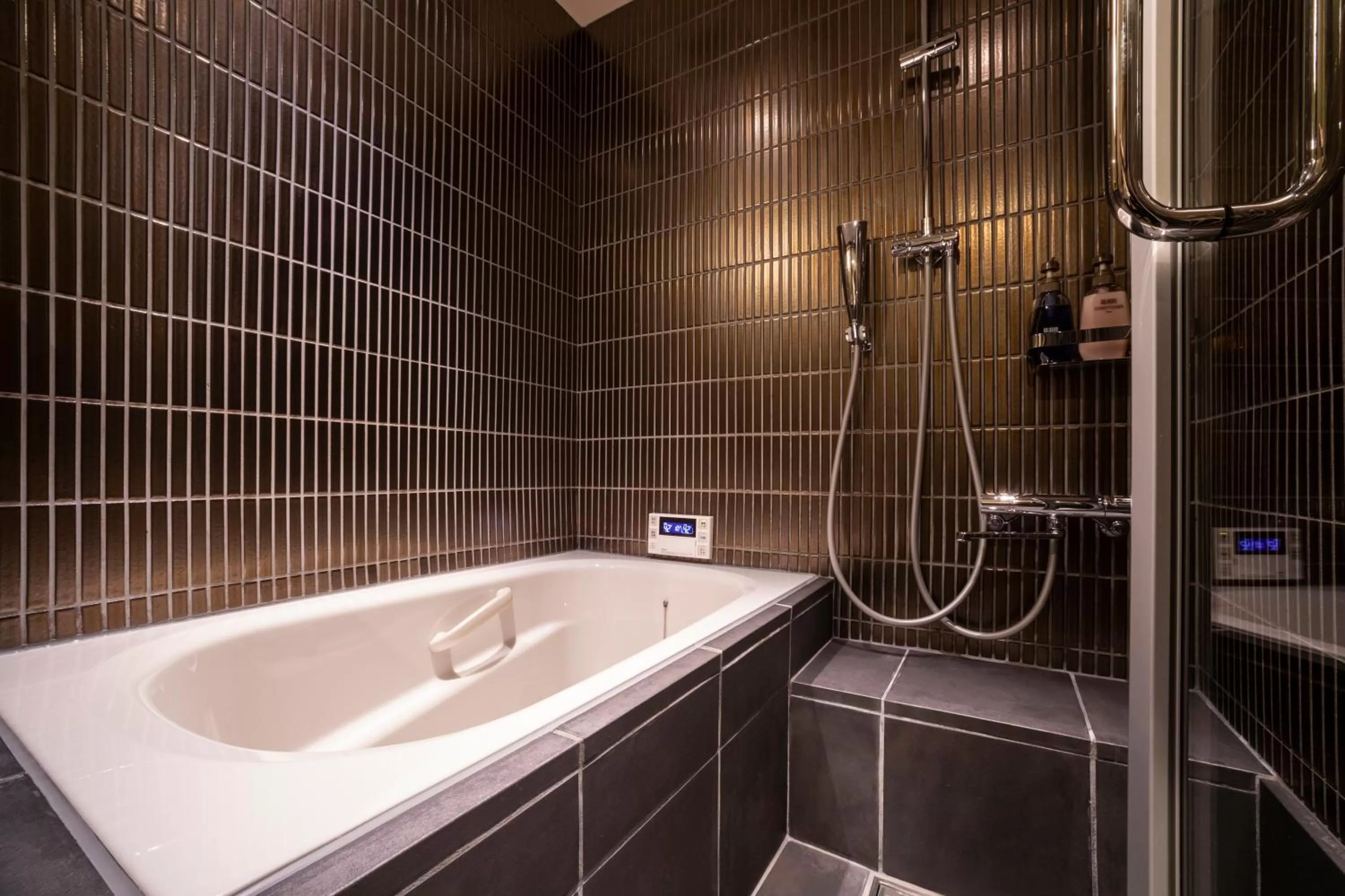 Bathroom in Rinn Machiya Kuon