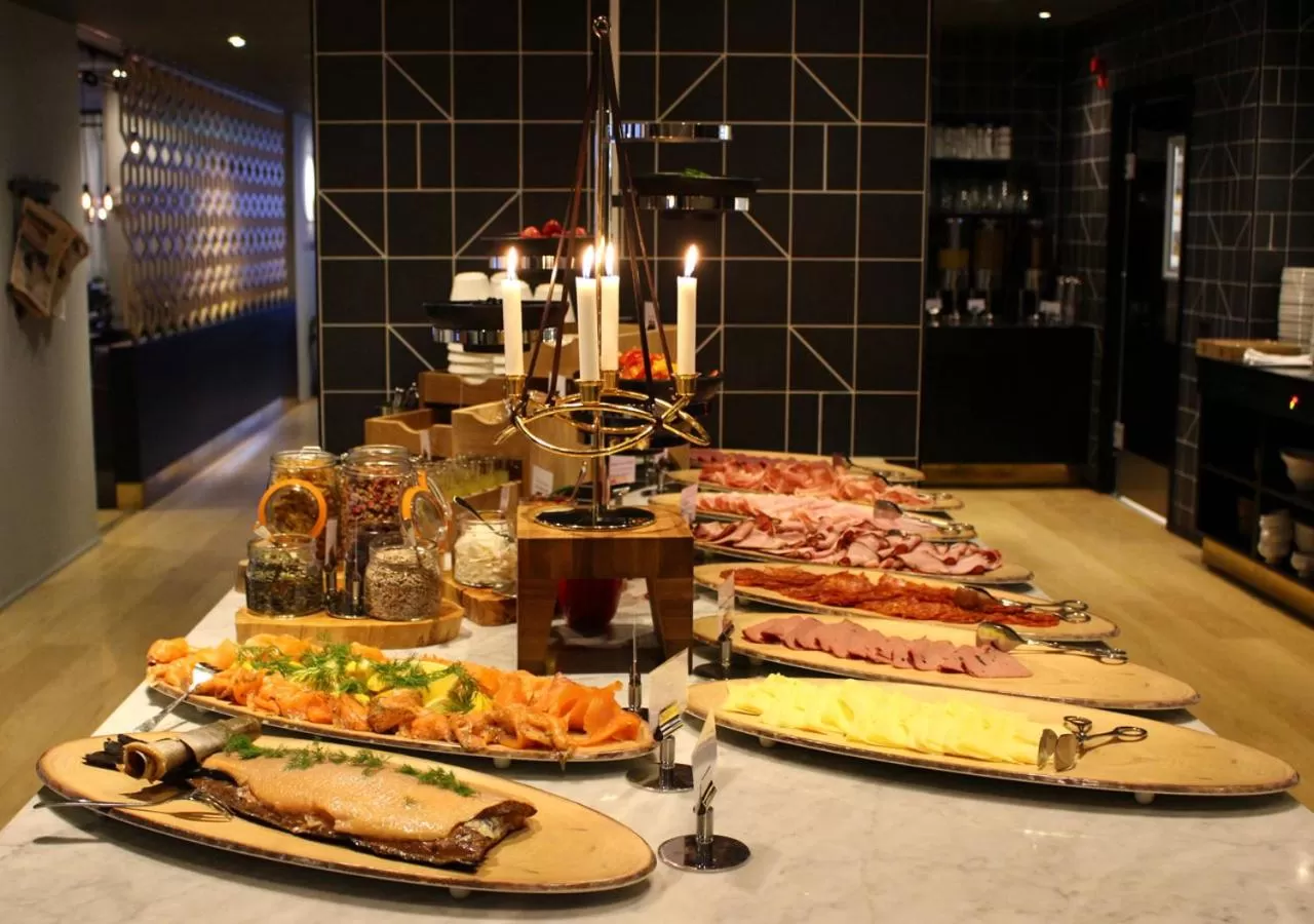 Breakfast in KUST Hotell & SPA