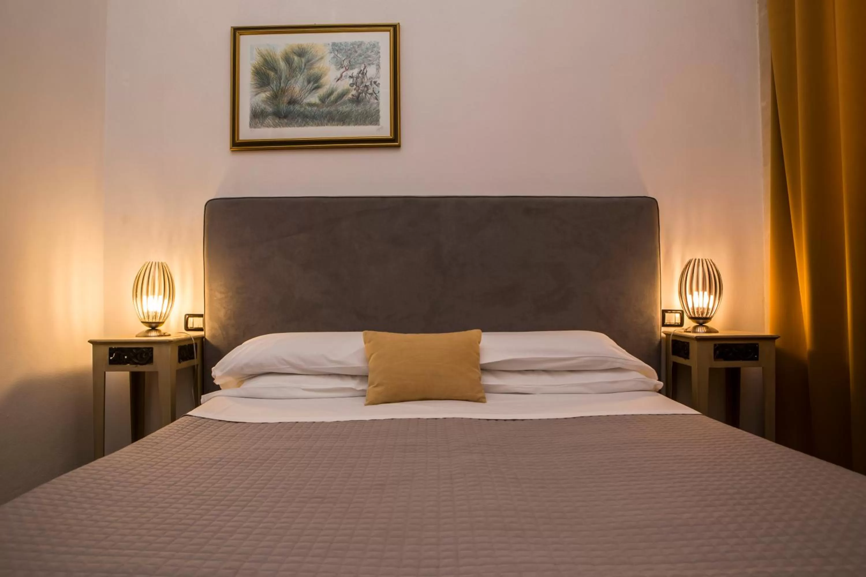 Bedroom, Bed in Lakkios charming suites and rooms