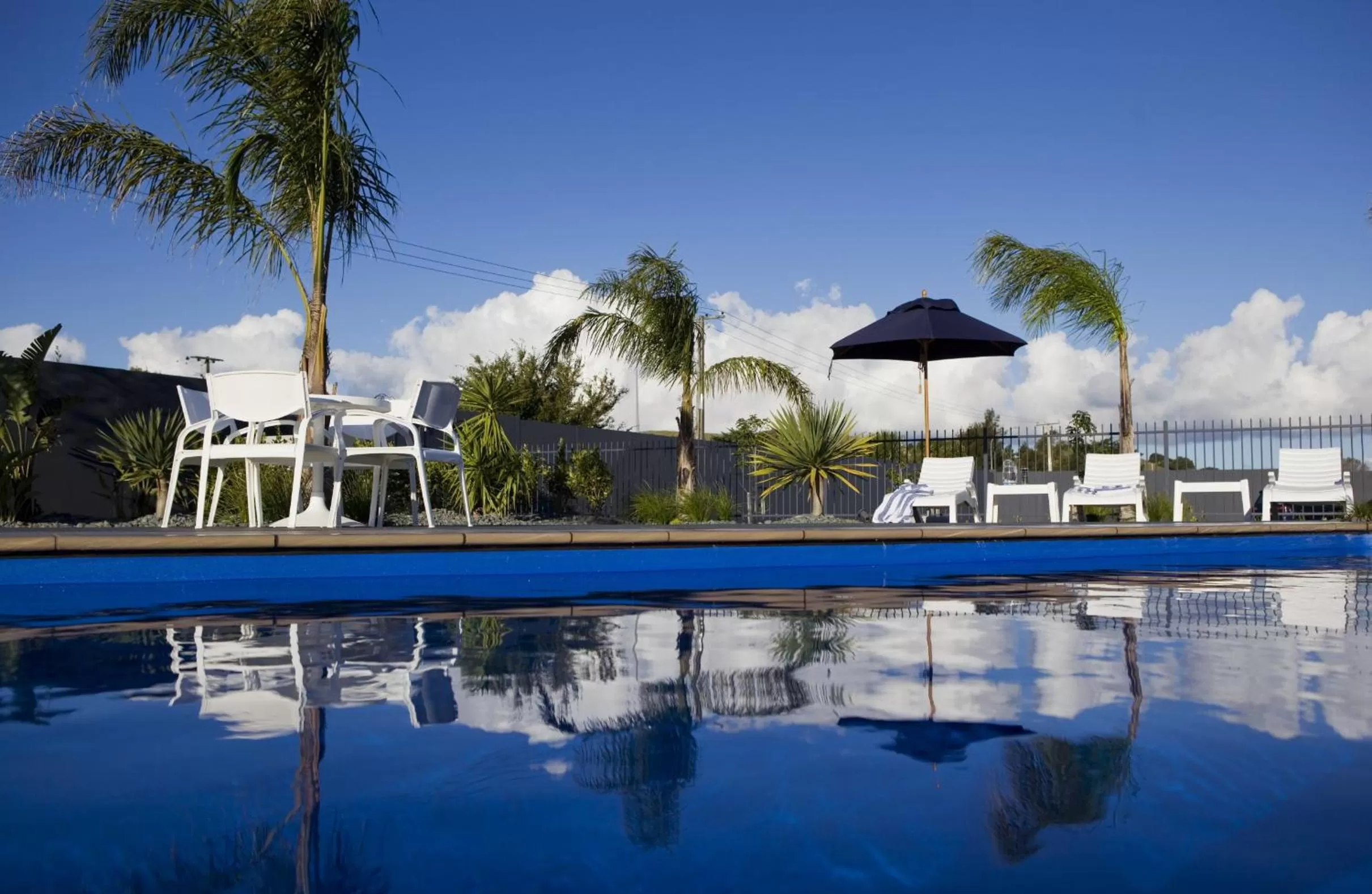 Swimming pool in Motel Oasis