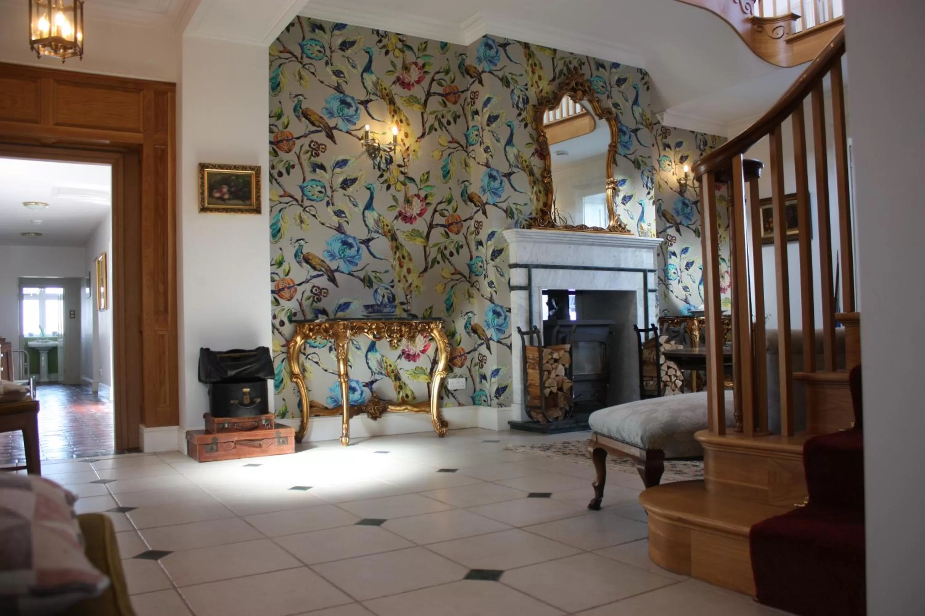 Lobby or reception in Eagle House - Award Winning B&B and Apartment