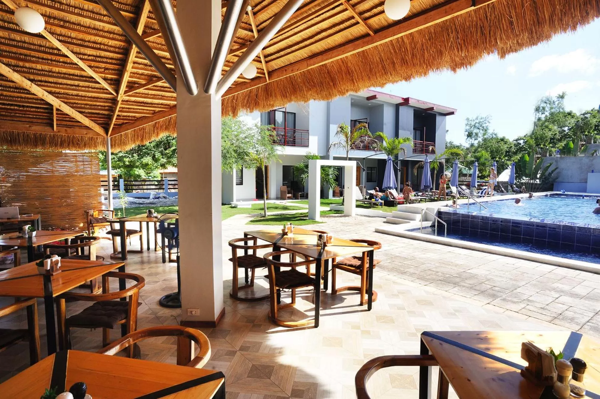 Restaurant/places to eat in Tamarind