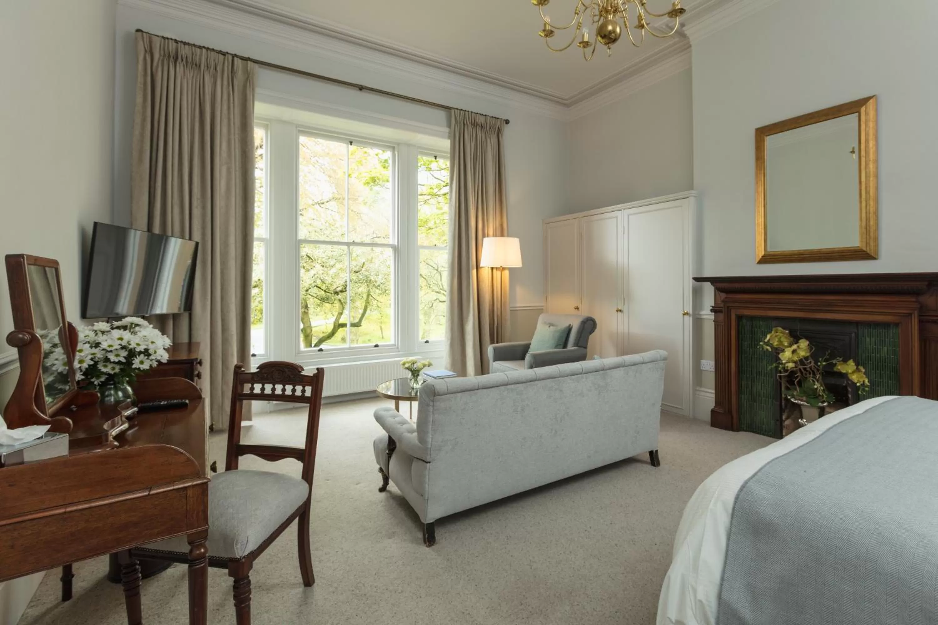 Seating area, Bed in Farlam Hall Hotel & Restaurant