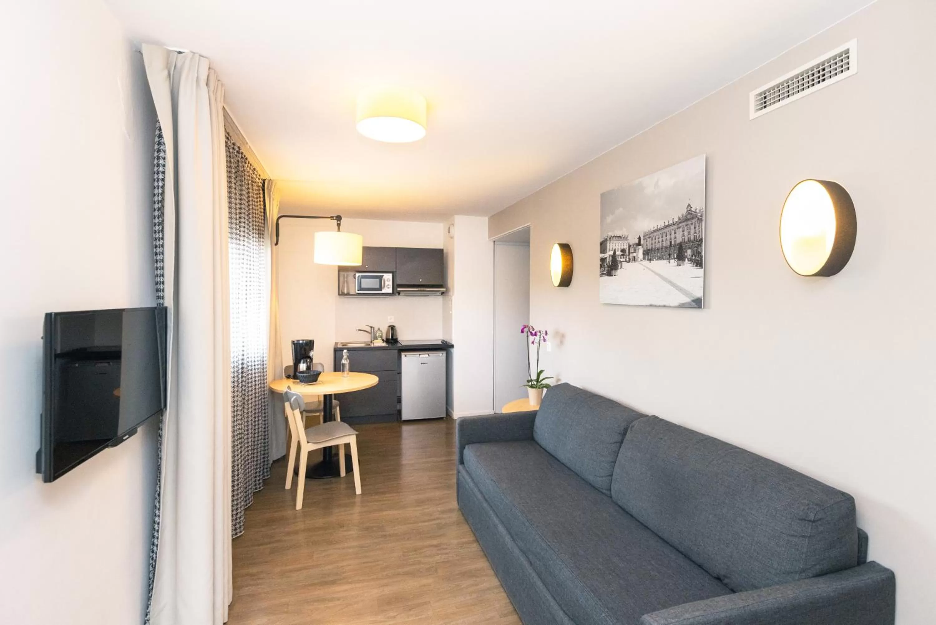 Living room in Aparthotel Adagio Access Nancy Centre