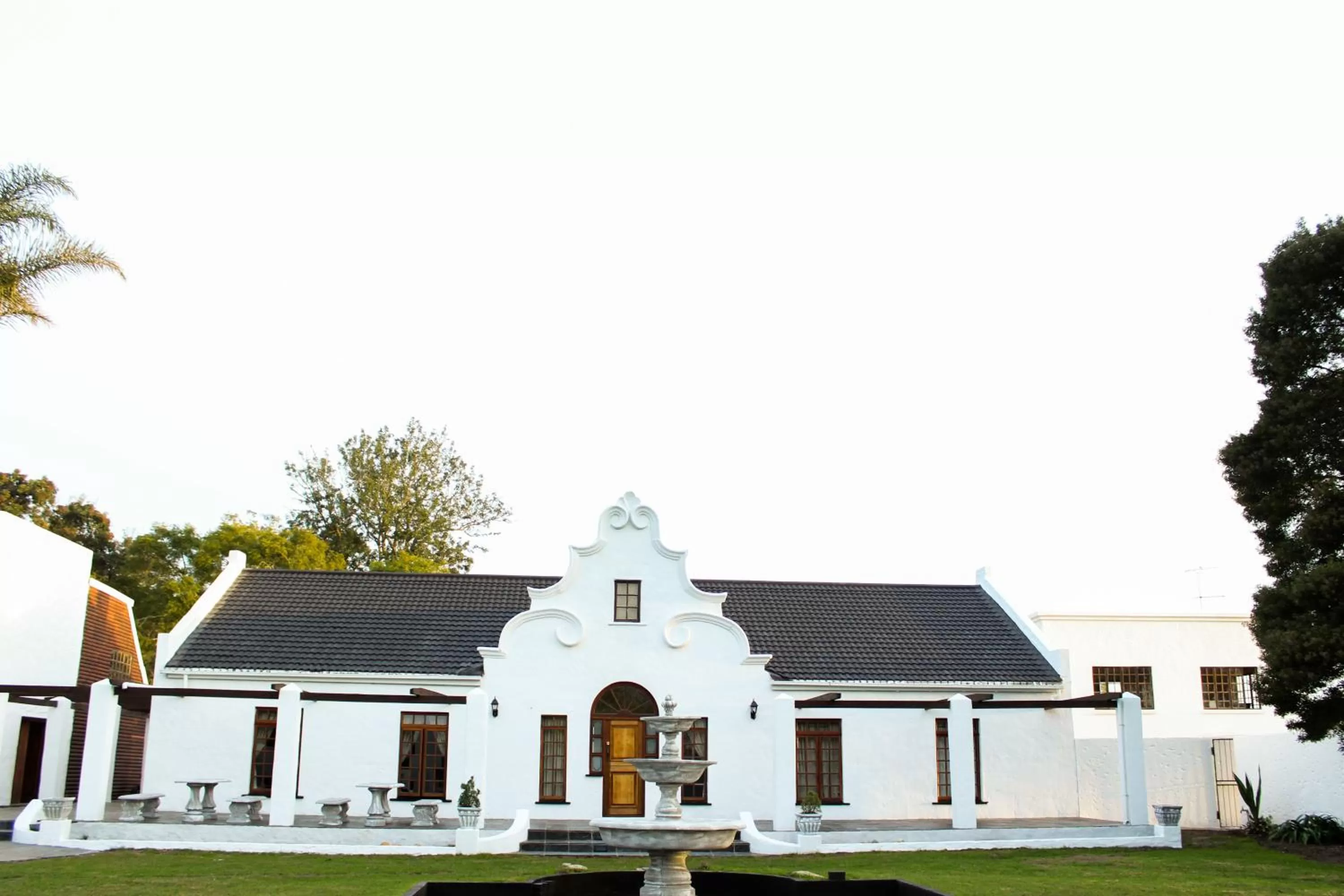 Facade/entrance in Victoria Heights B&B