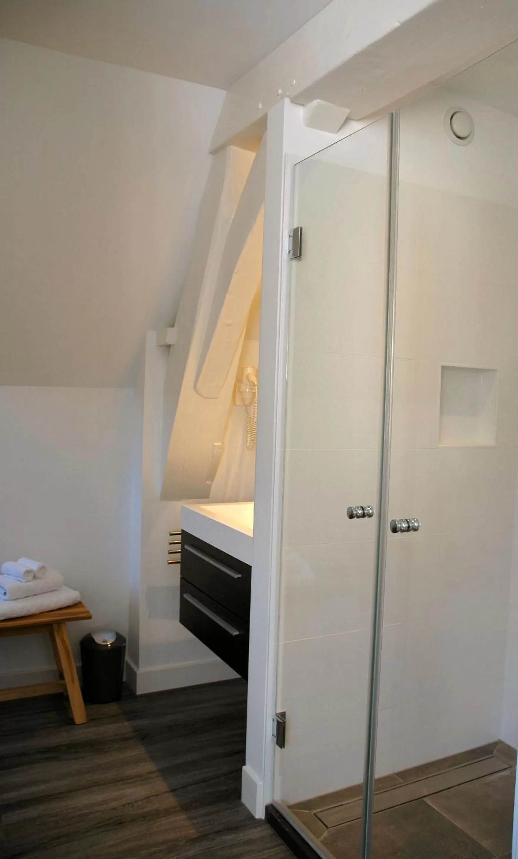 Other in NR22 Leiden