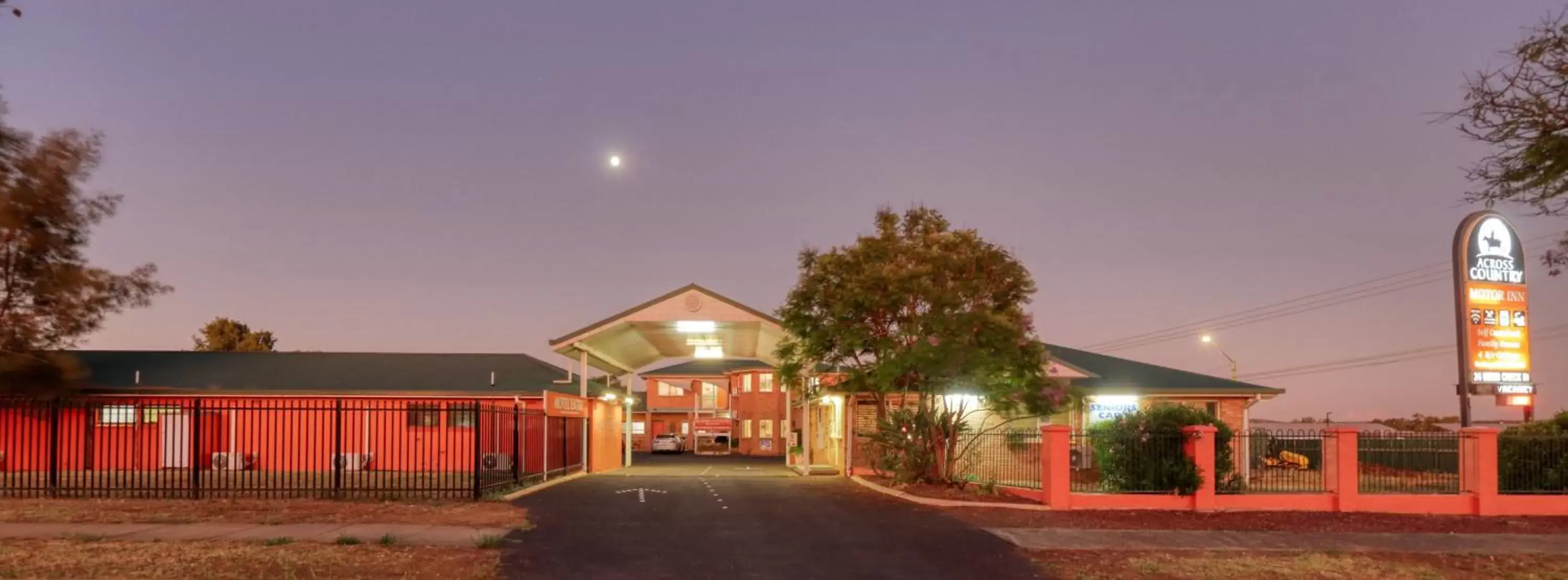 Across Country Motor Inn Across Country Motor Inn