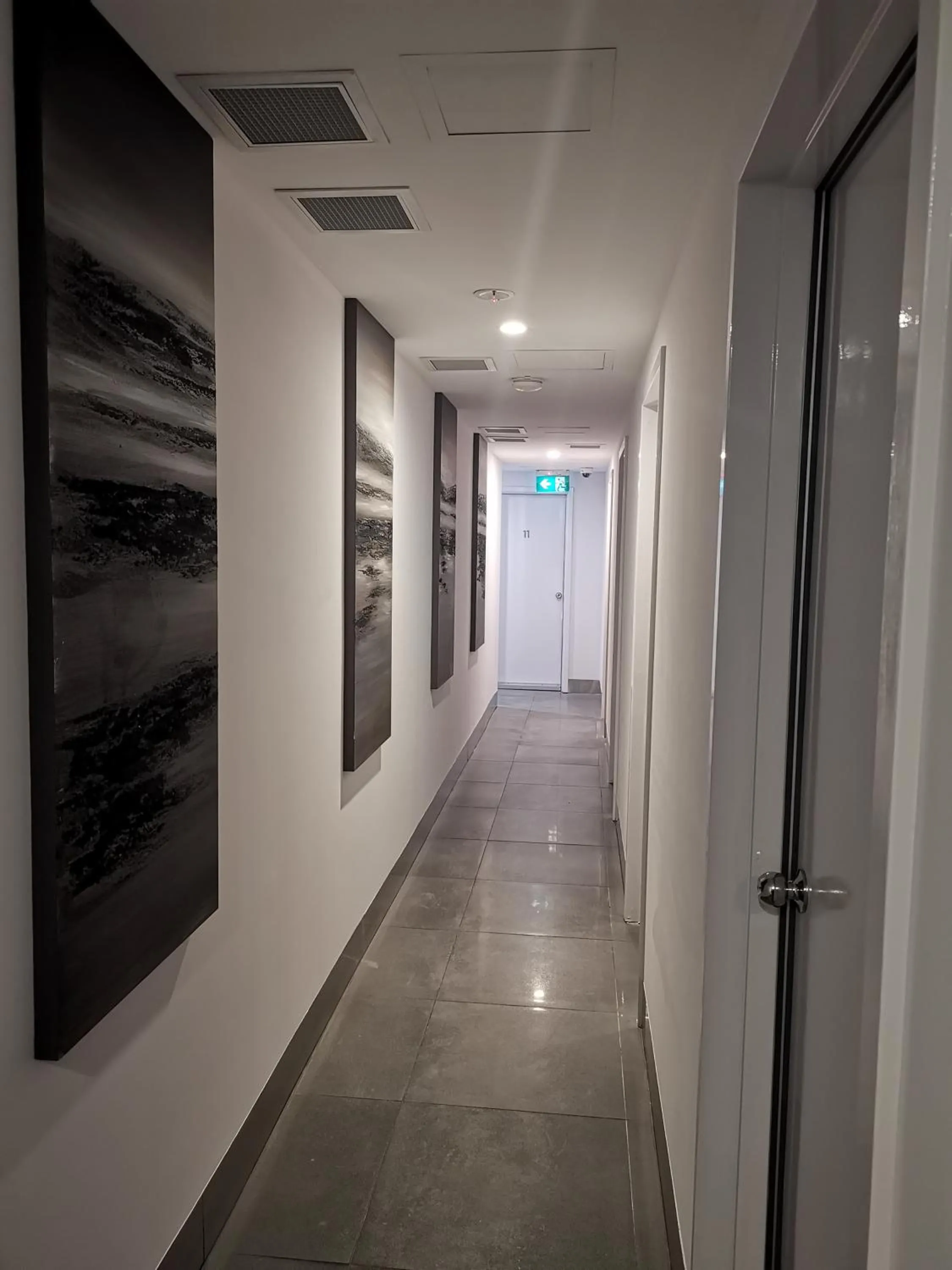 Perth 5 Backpacker Hostel