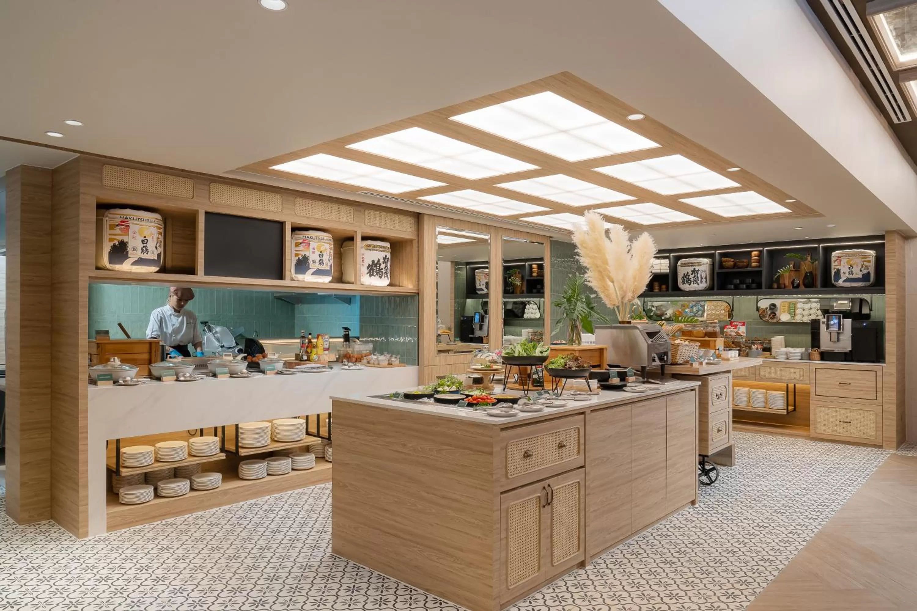 Restaurant/places to eat in Staybridge Suites Bangkok Sukhumvit by IHG