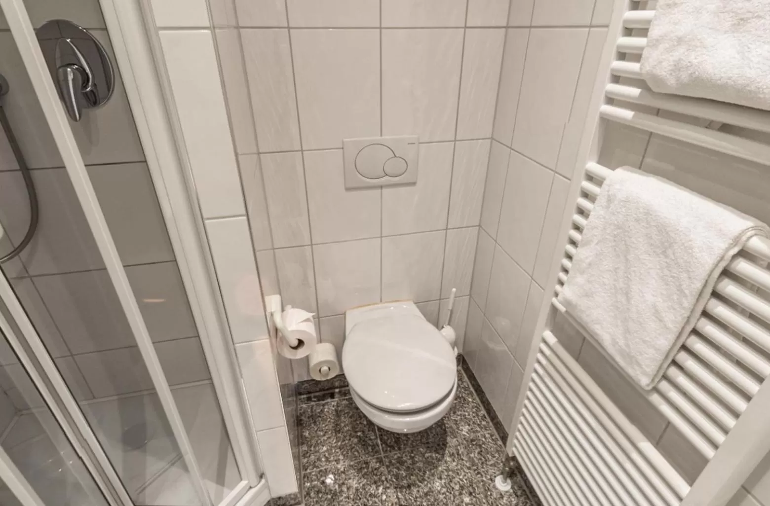 Toilet in Hotel-Gasthof zum Ritter