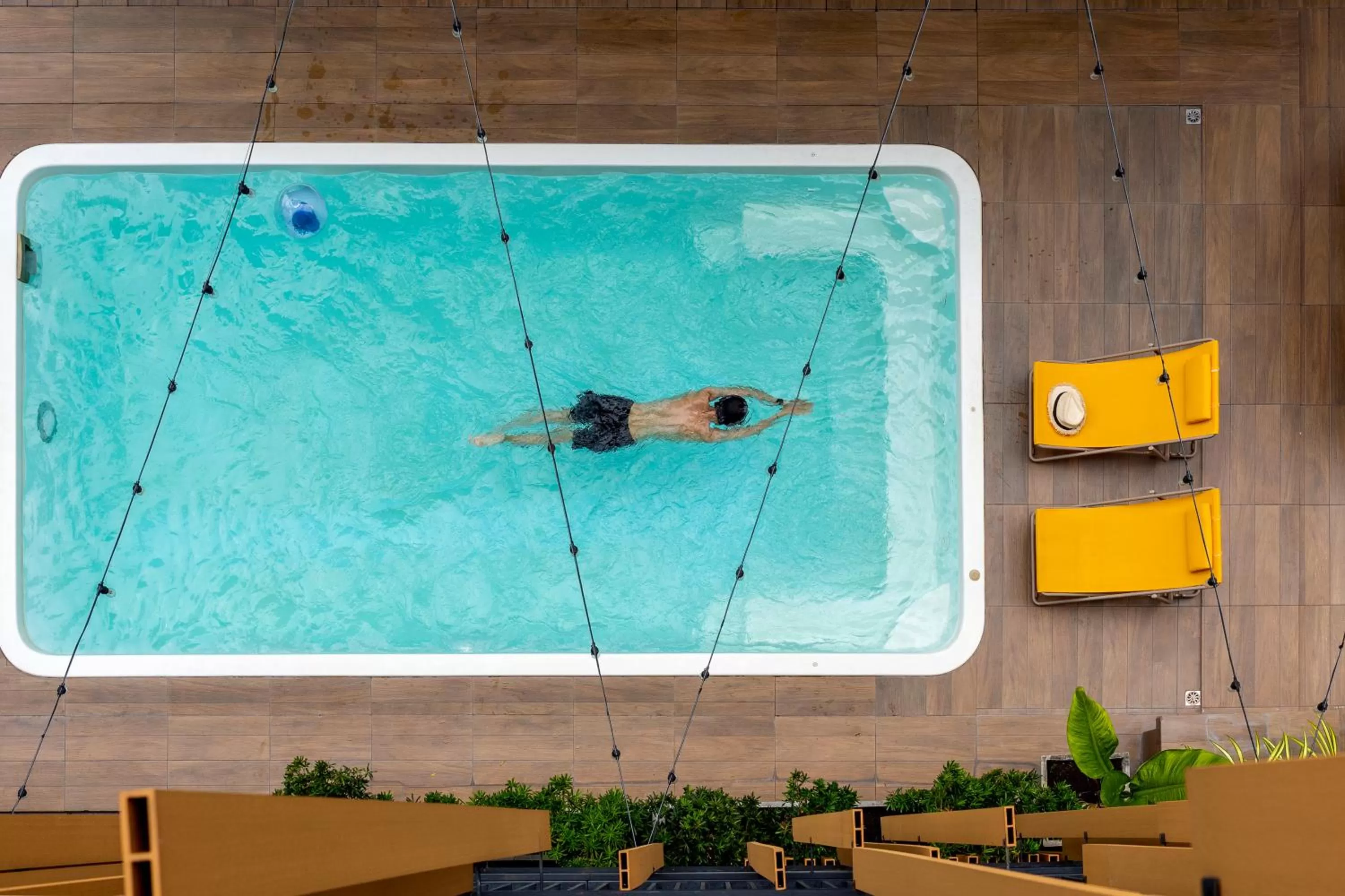 Swimming pool in Nest by Sangob