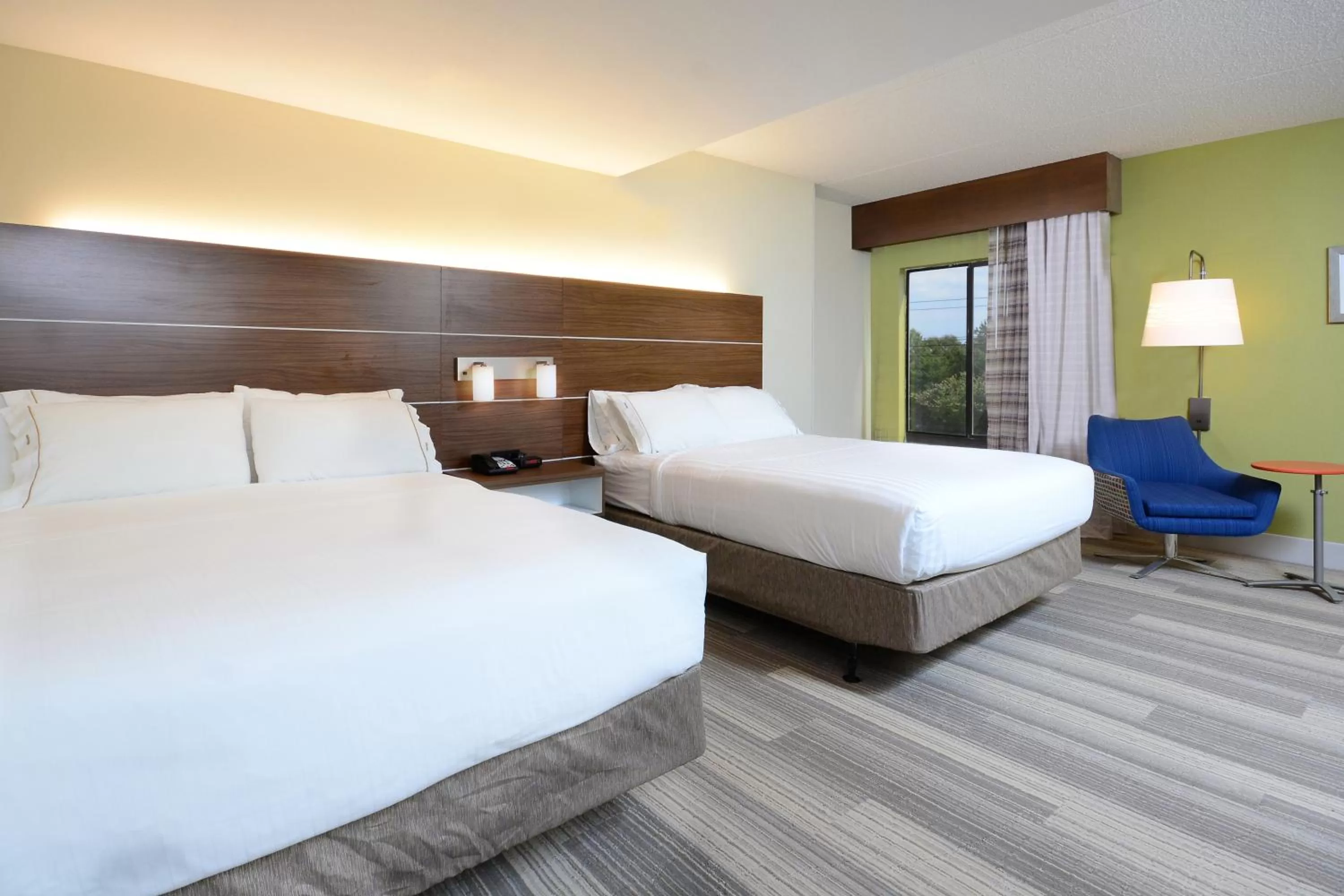 Bedroom, Bed in Holiday Inn Express & Suites Raleigh Durham Airport at RTP by IHG
