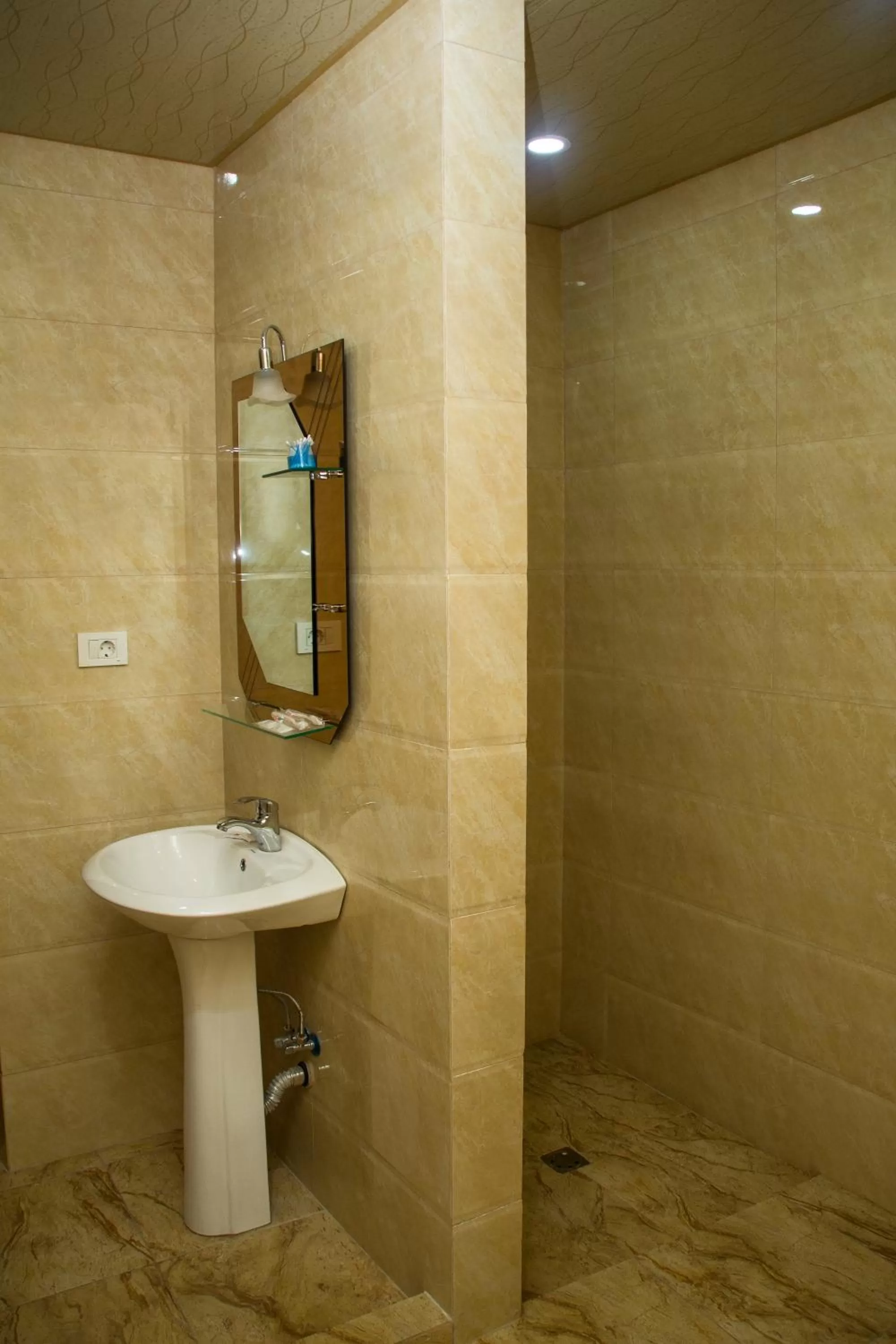 Shower in Mirage Hotel