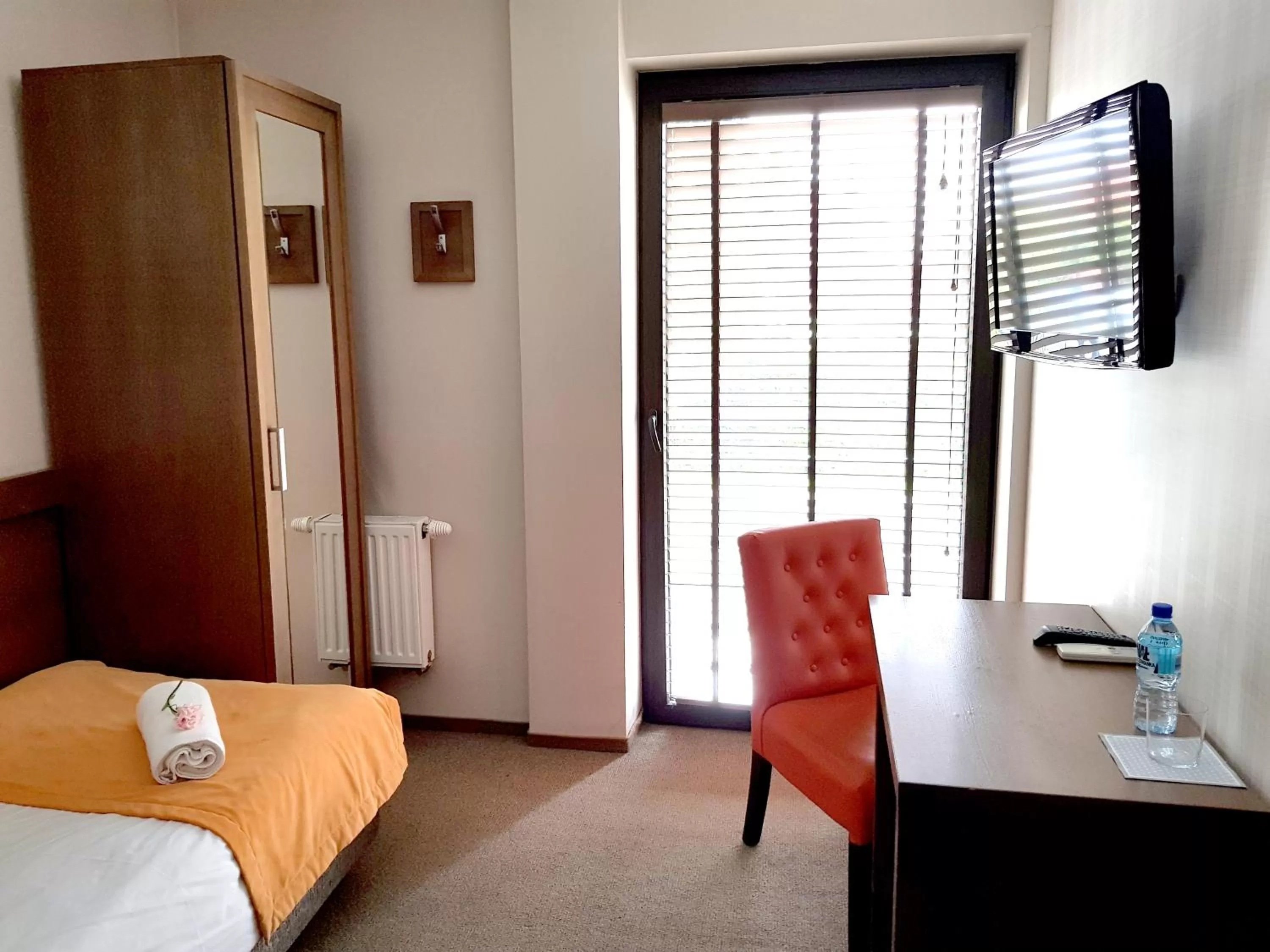 TV and multimedia, Bed in Hotel Willowa