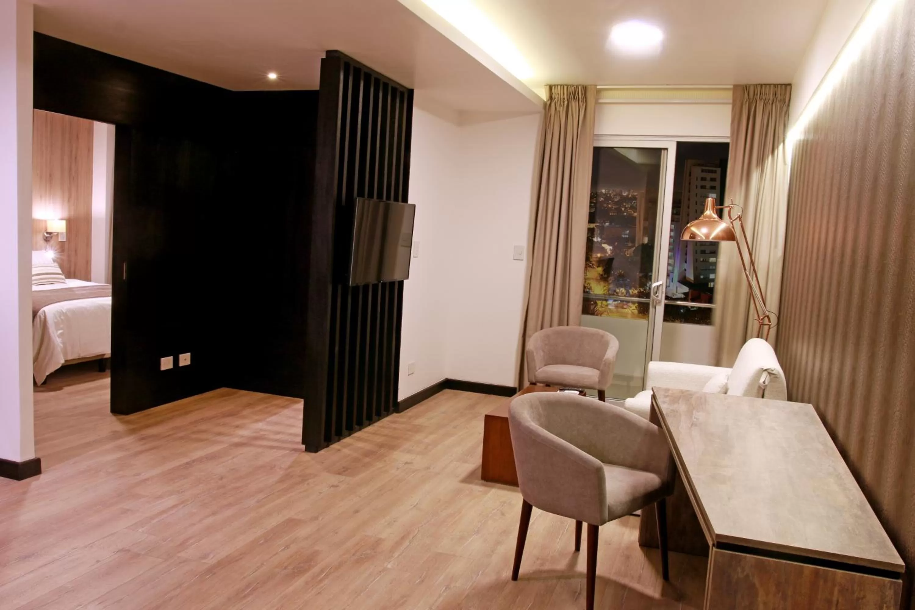 Photo of the whole room, Bed in Urban Suites Apart Hotel