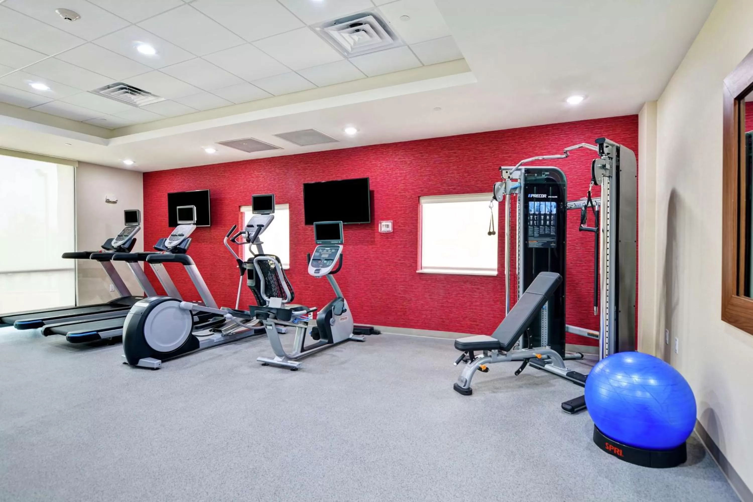 Fitness centre/facilities in Home2 Suites By Hilton Bedford Dfw West