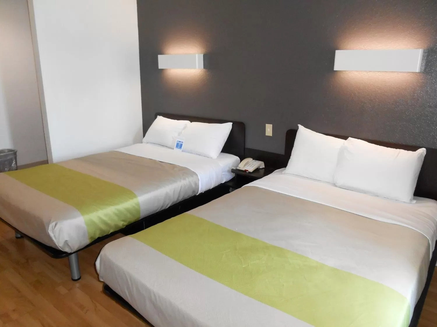 Bed in Studio 6-San Antonio, TX - Airport