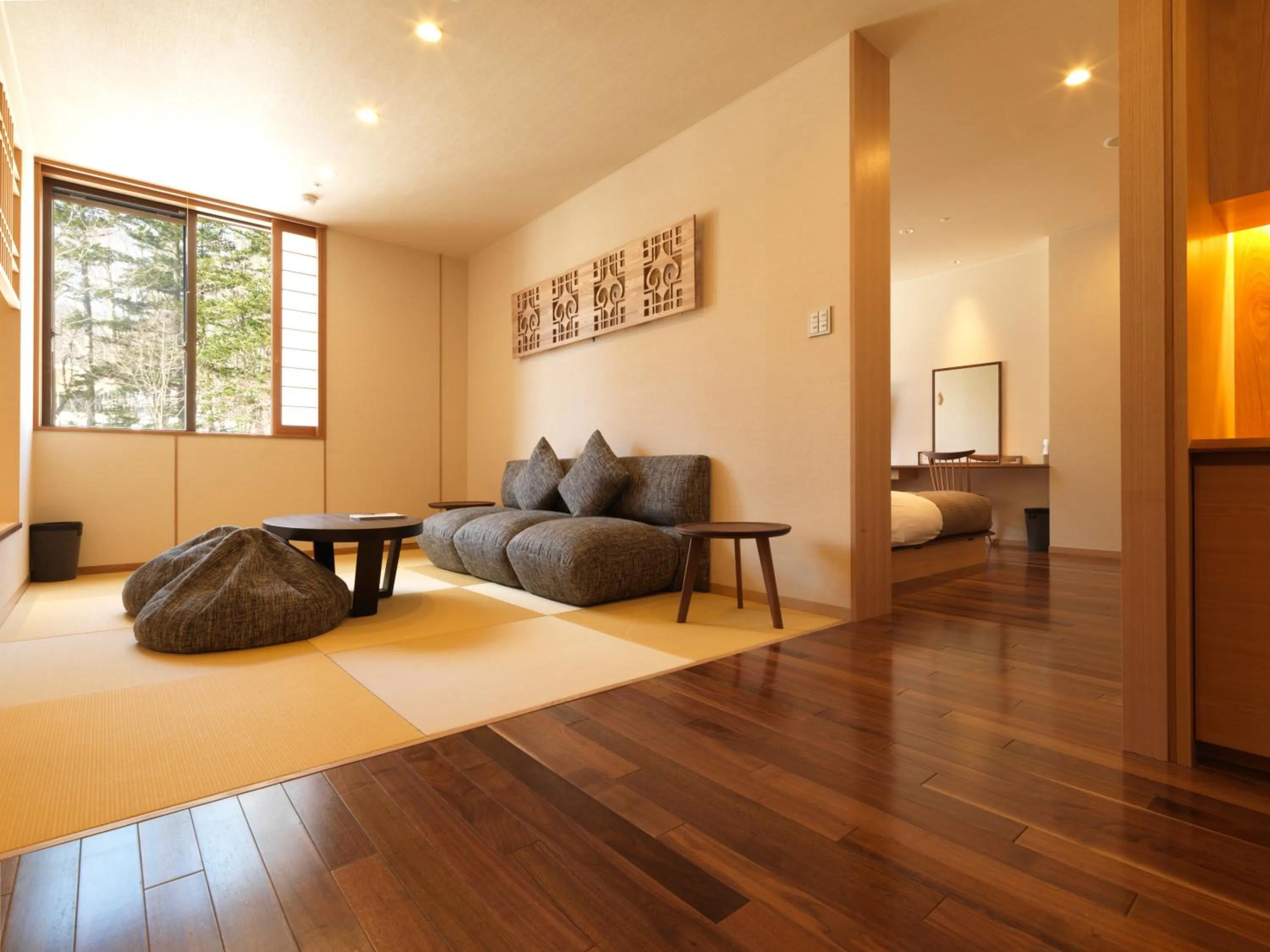 Photo of the whole room in Niseko Konbu Onsen Tsuruga Moku-no-sho