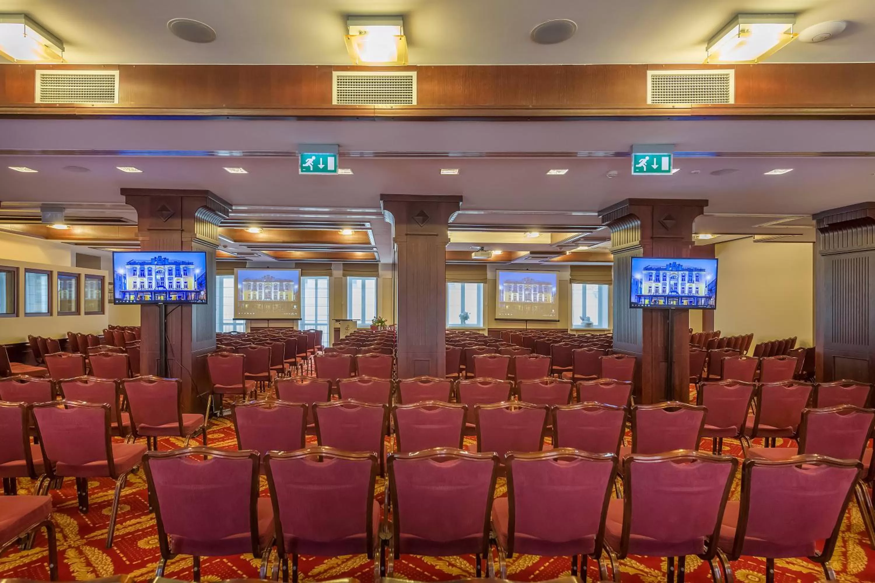 Business facilities in Artis Centrum Hotels