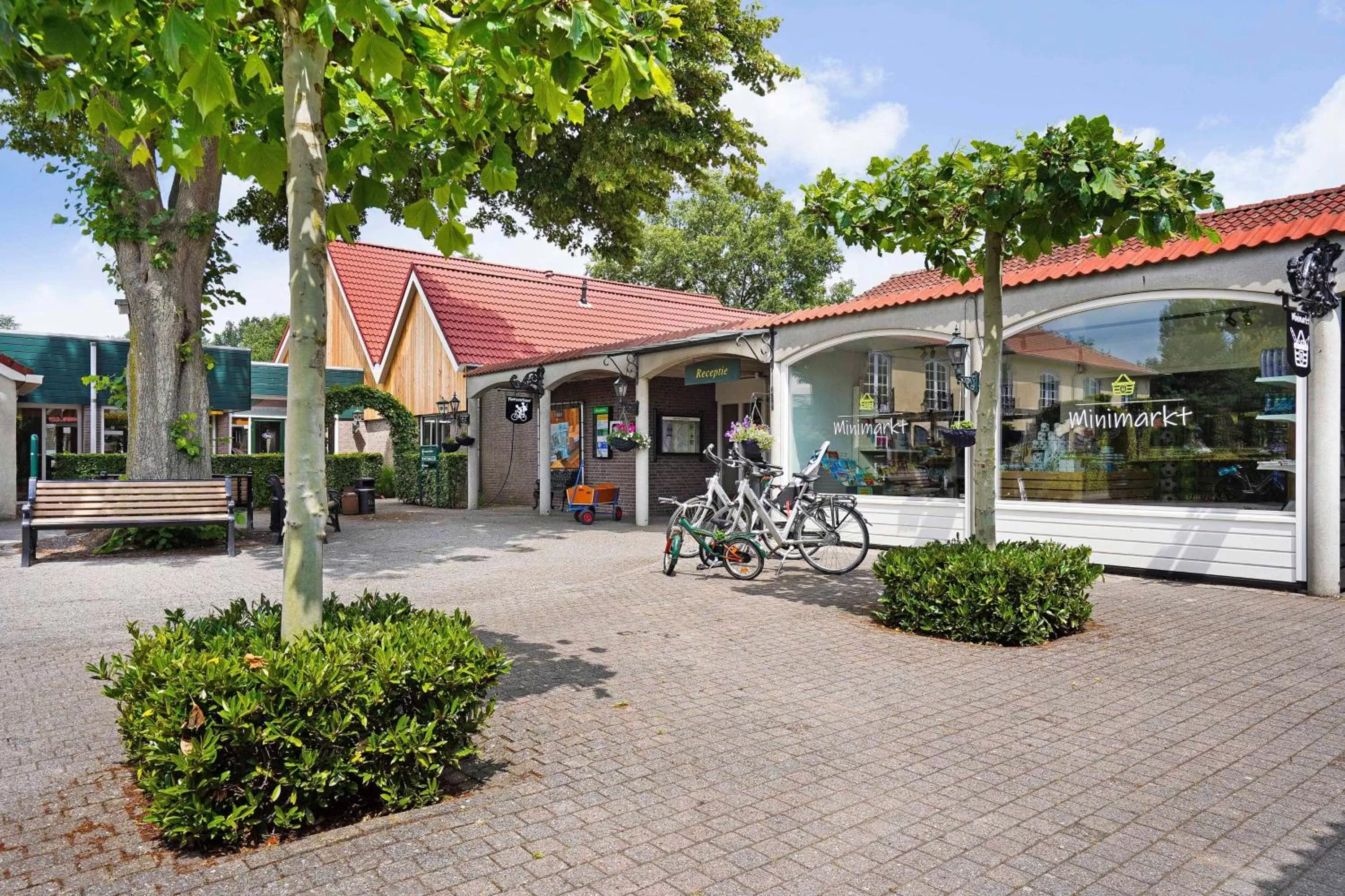 Patio in Hotel & Restaurant - Auberge De Hilver