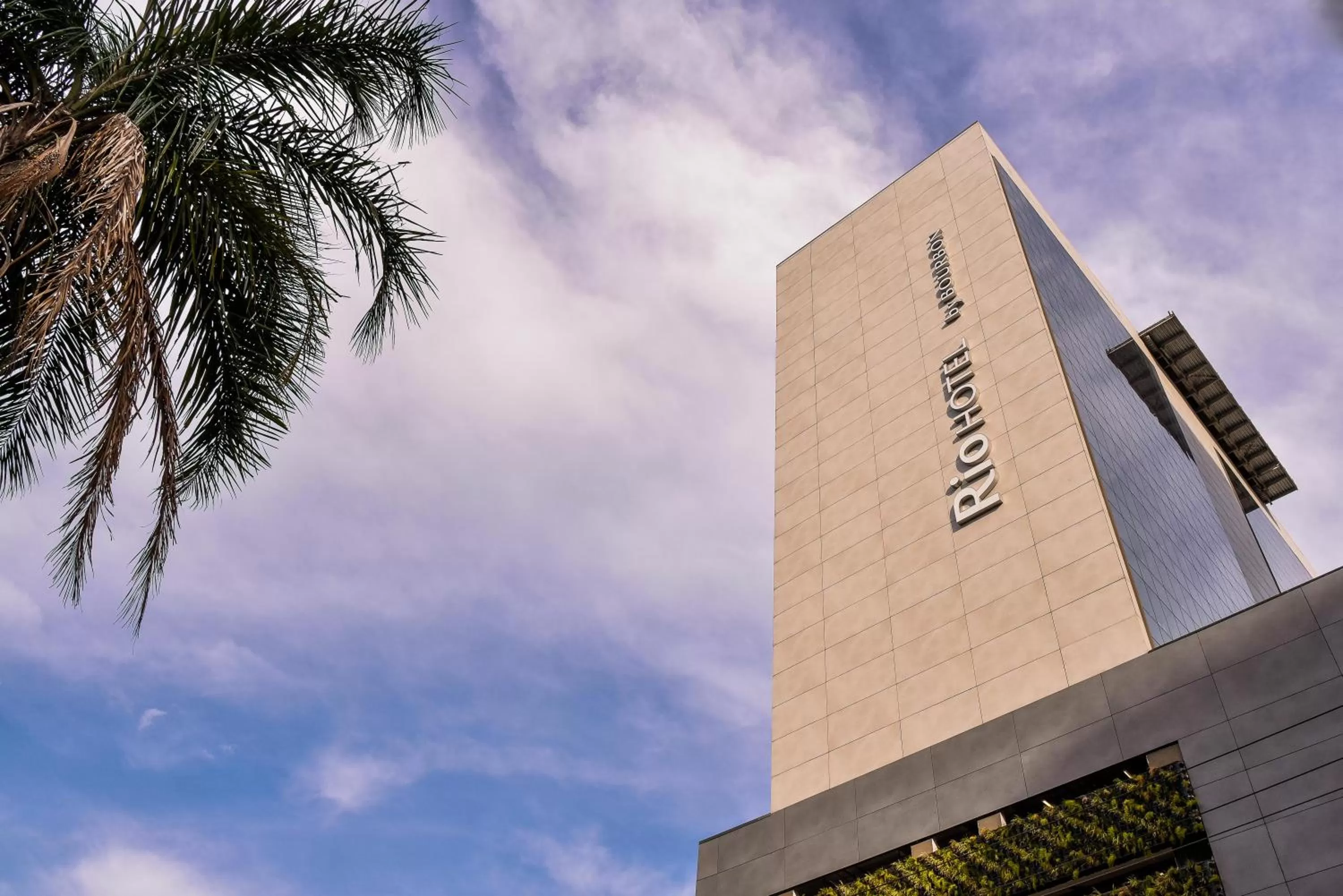 Facade/entrance in Rio Hotel by Bourbon Sao Paulo