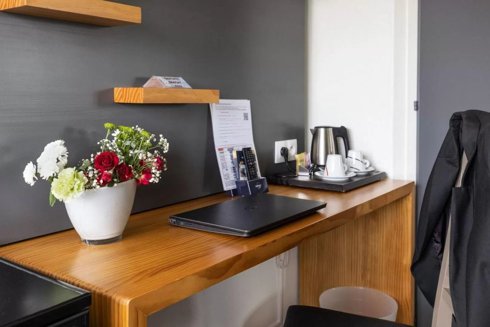 Coffee/tea facilities in Abor Hôtel, Mont de Marsan