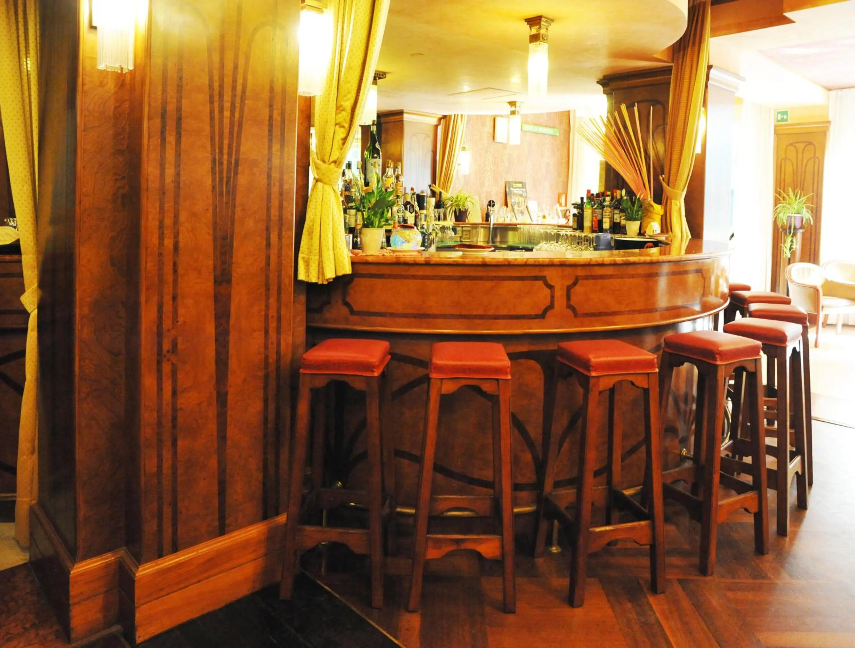 Alcoholic drinks in Grand Hotel Astoria