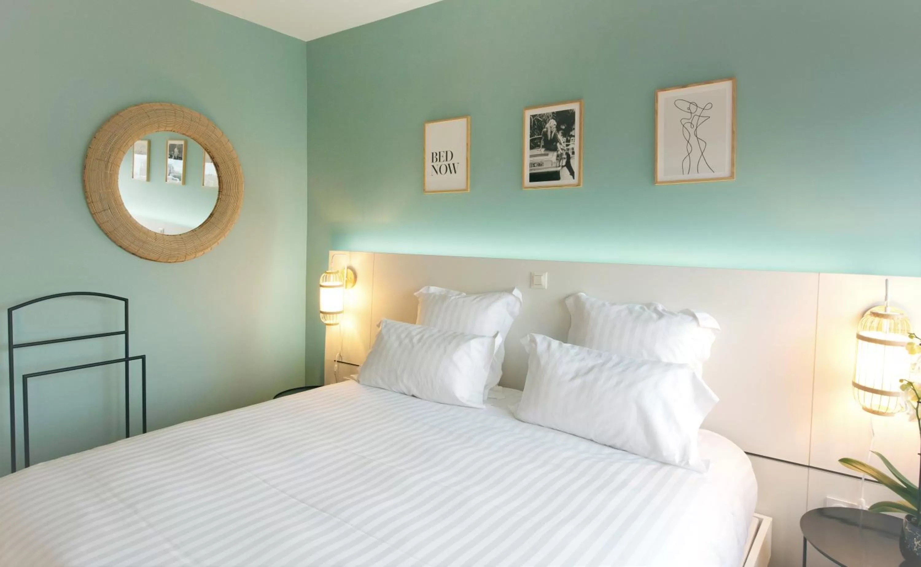 Bed in PADJA Hôtel & Spa Vannes