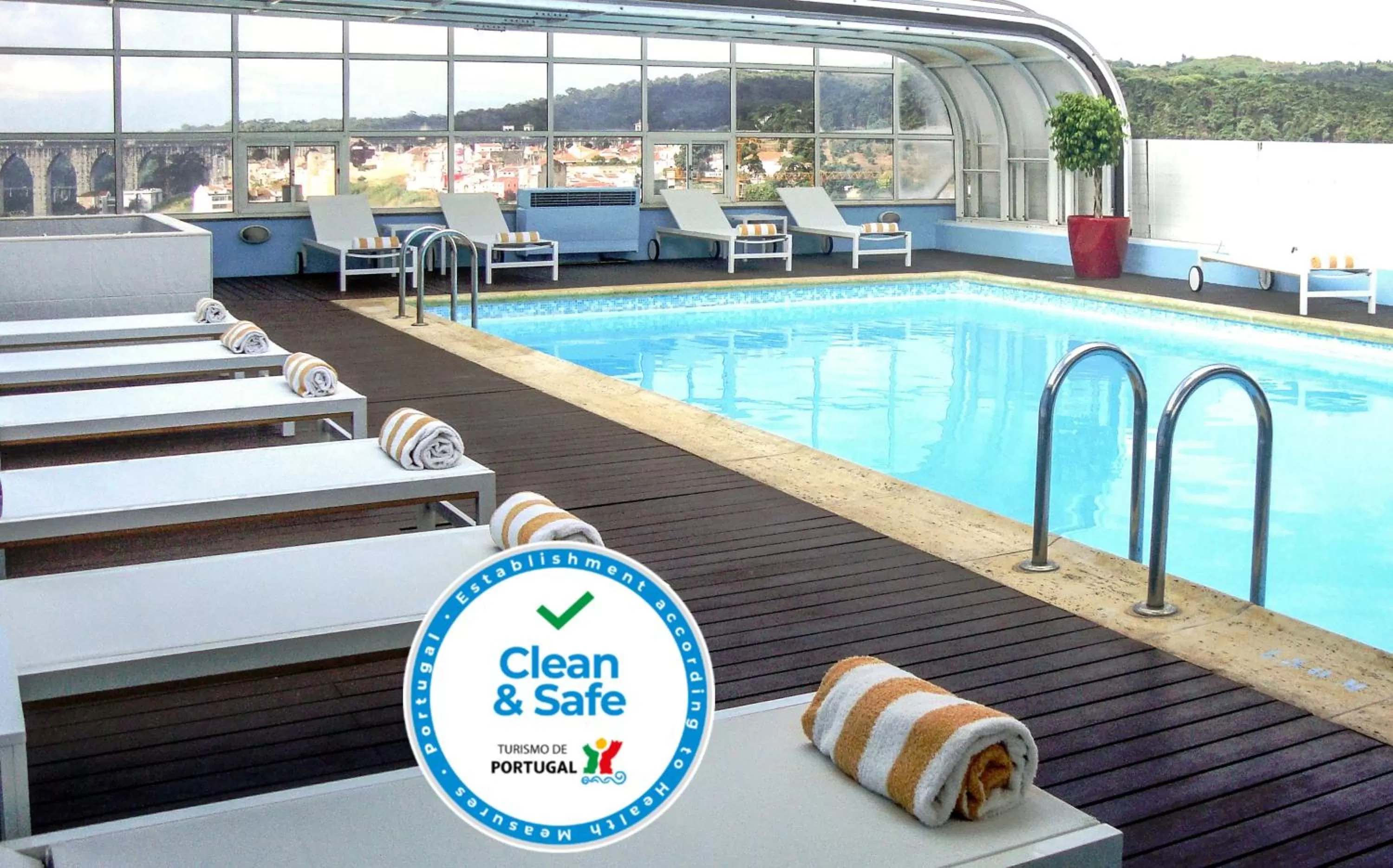 Property building in Hotel Mercure Lisboa