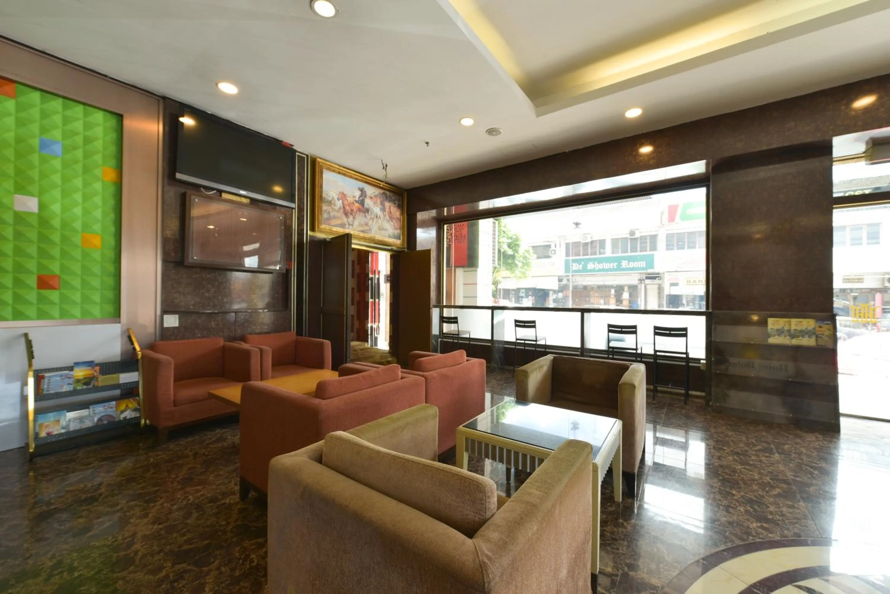 Lobby or reception in Townhouse OAK Hotel Holmes Johor Jaya