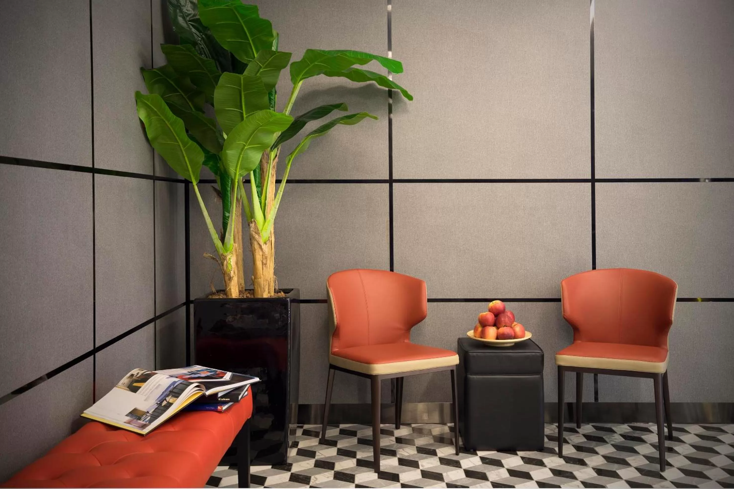 Lobby or reception in Hotel 81 Premier Hollywood