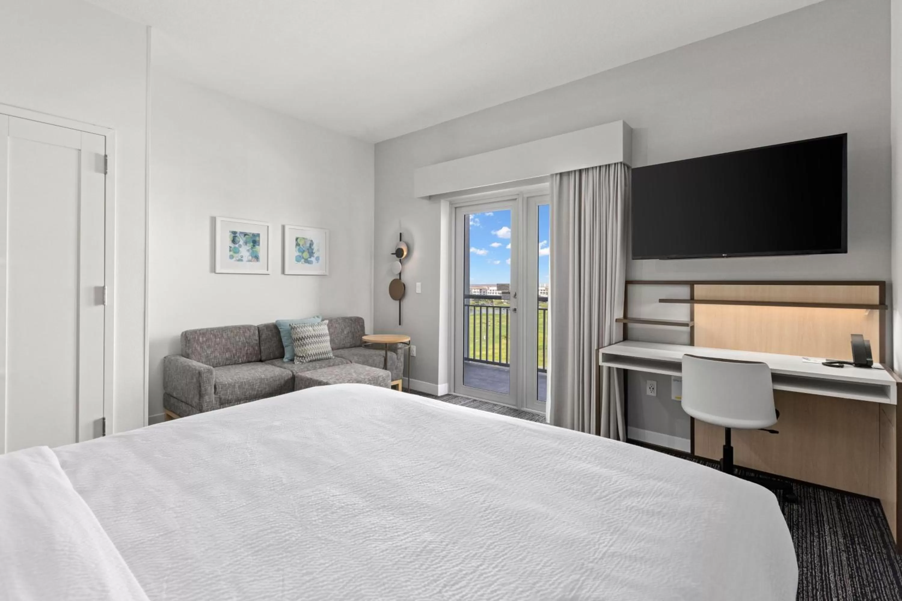 Photo of the whole room, Bed in TownePlace Suites by Marriott Cape Canaveral Cocoa Beach