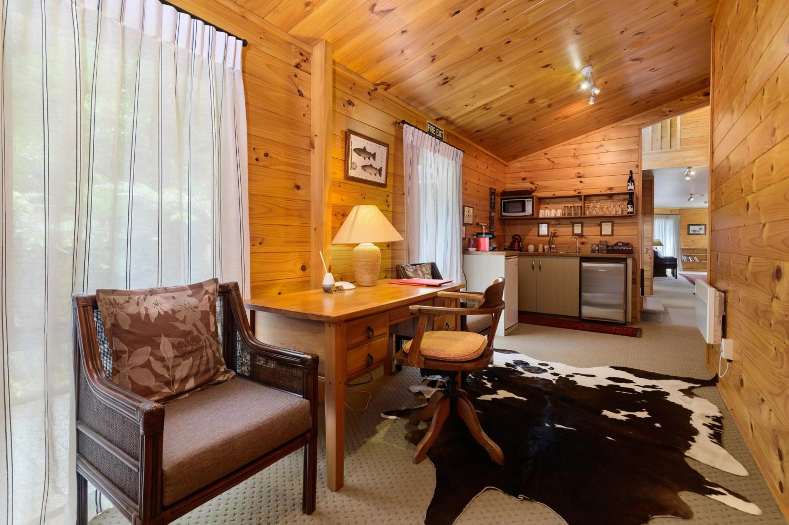 Business facilities in Koura Lodge