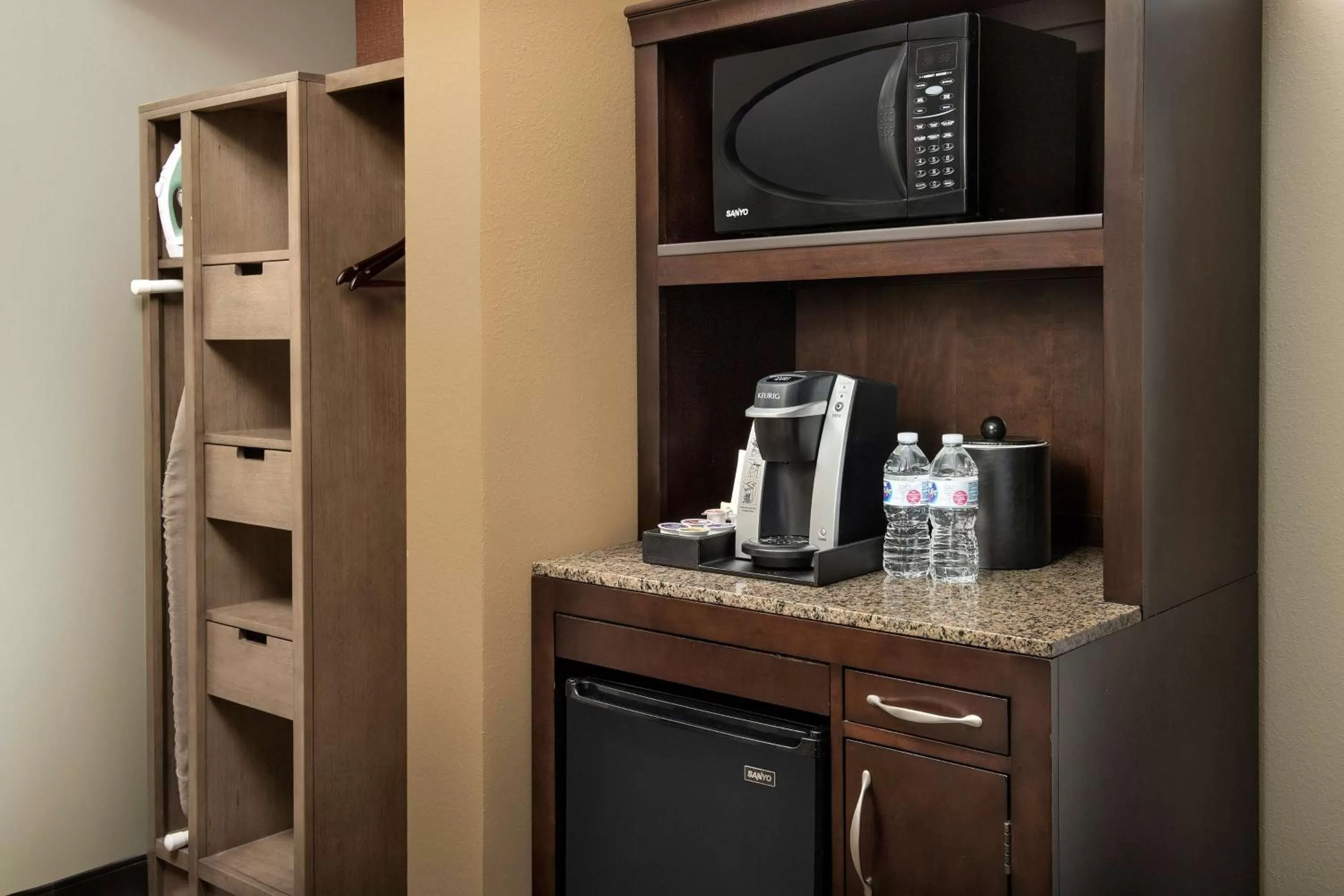 Coffee/tea facilities in Hilton Garden Inn Charlotte/Mooresville
