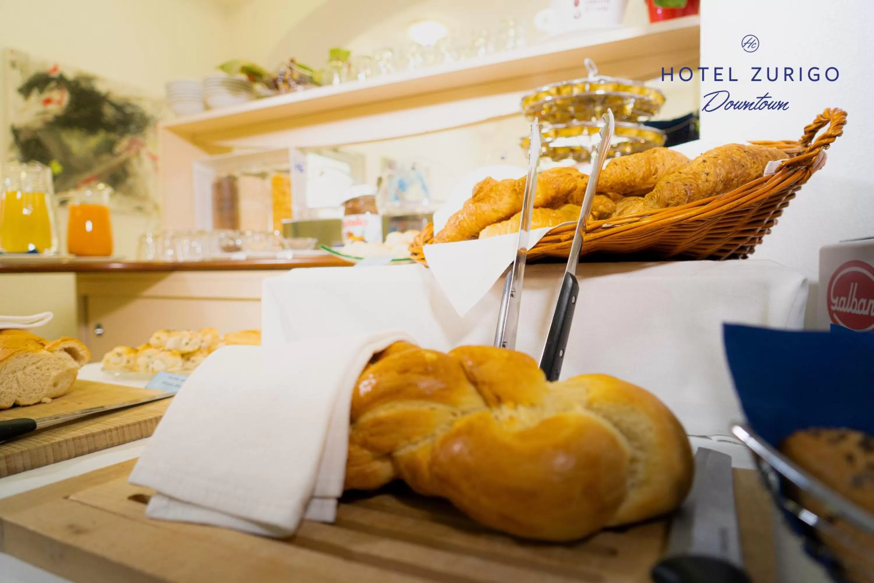 Buffet breakfast in Hotel Zurigo Downtown