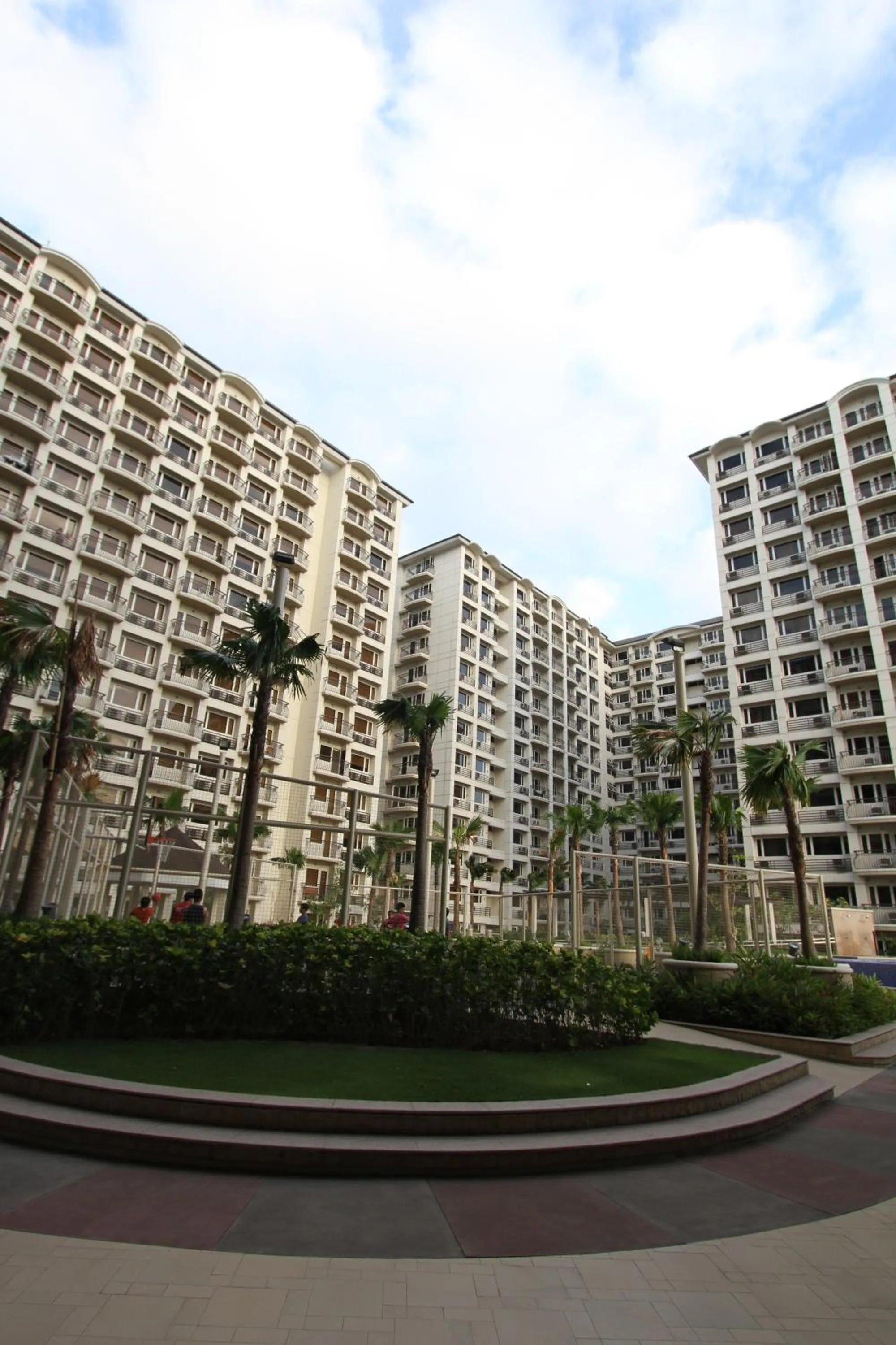 Garden in Extremeli Suites