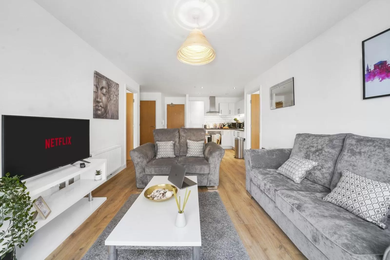 TV and multimedia, Seating Area in Onyx O2 Arena Brindley Place Broad Street Large Spacious Apartment