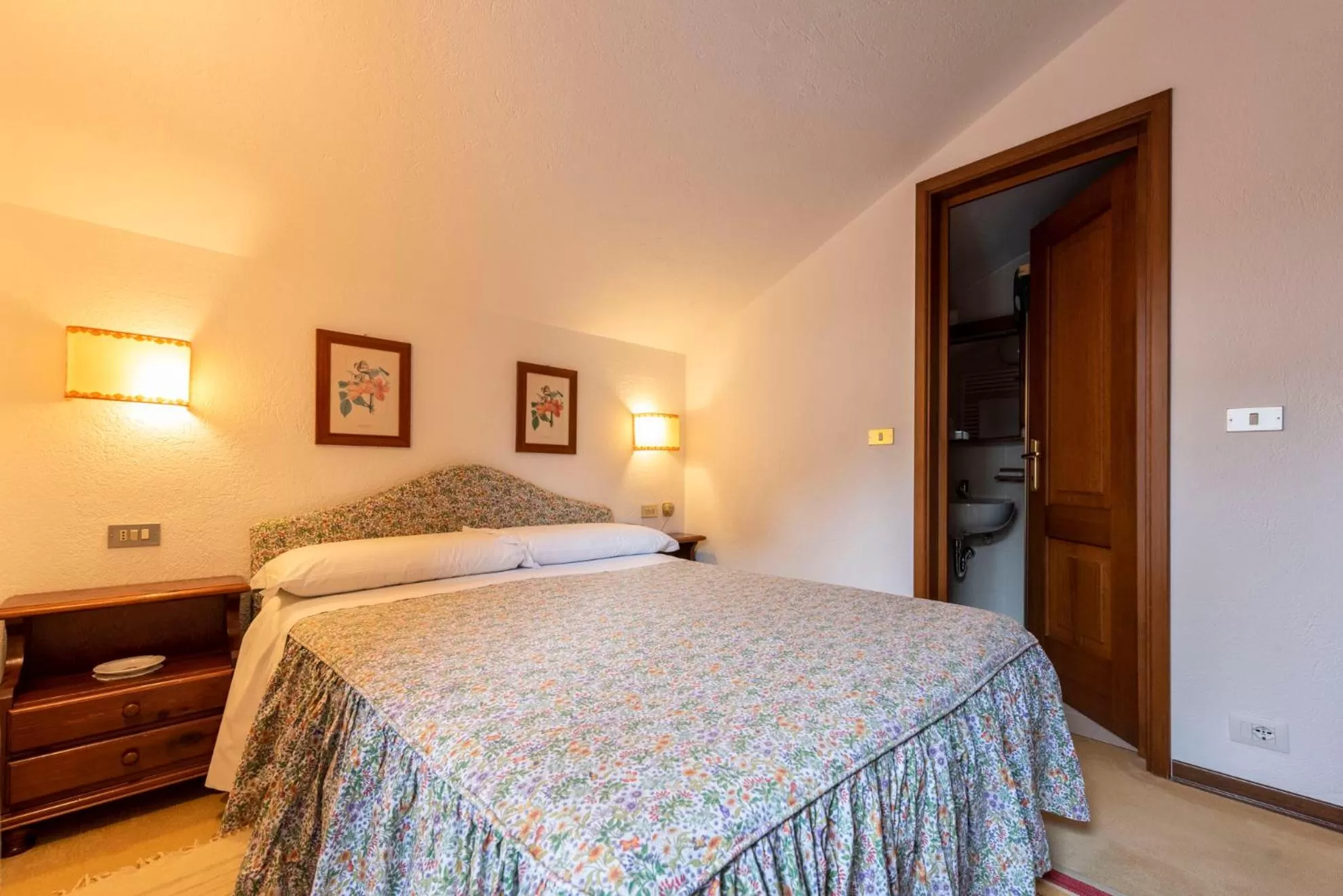 Bed in Hotel Triolet